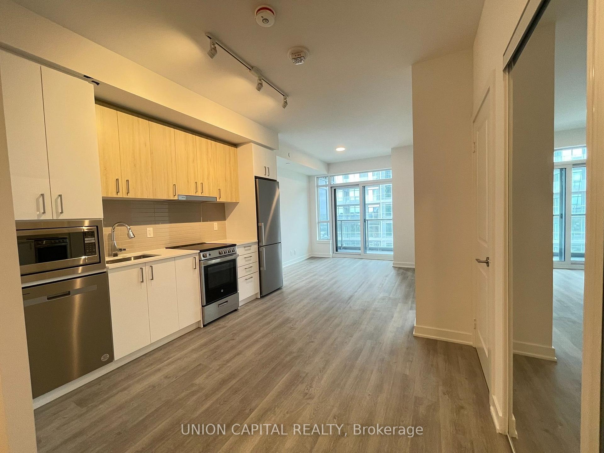Photo 9 of Unit 1403, 50 Upper Mall Way, Vaughan, Brownridge — HOMEH