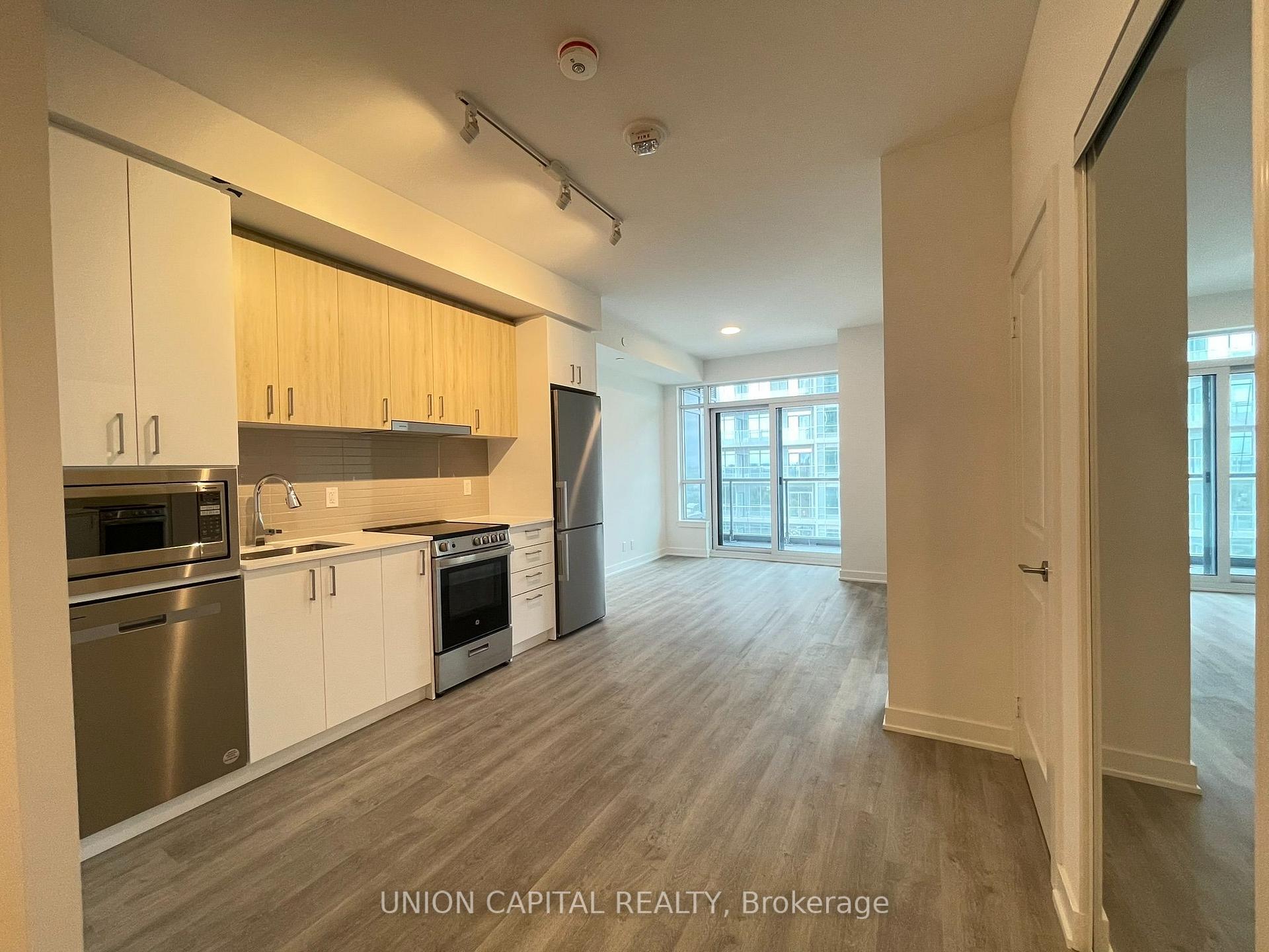 Photo 10 of Unit 1403, 50 Upper Mall Way, Vaughan, Brownridge — HOMEH
