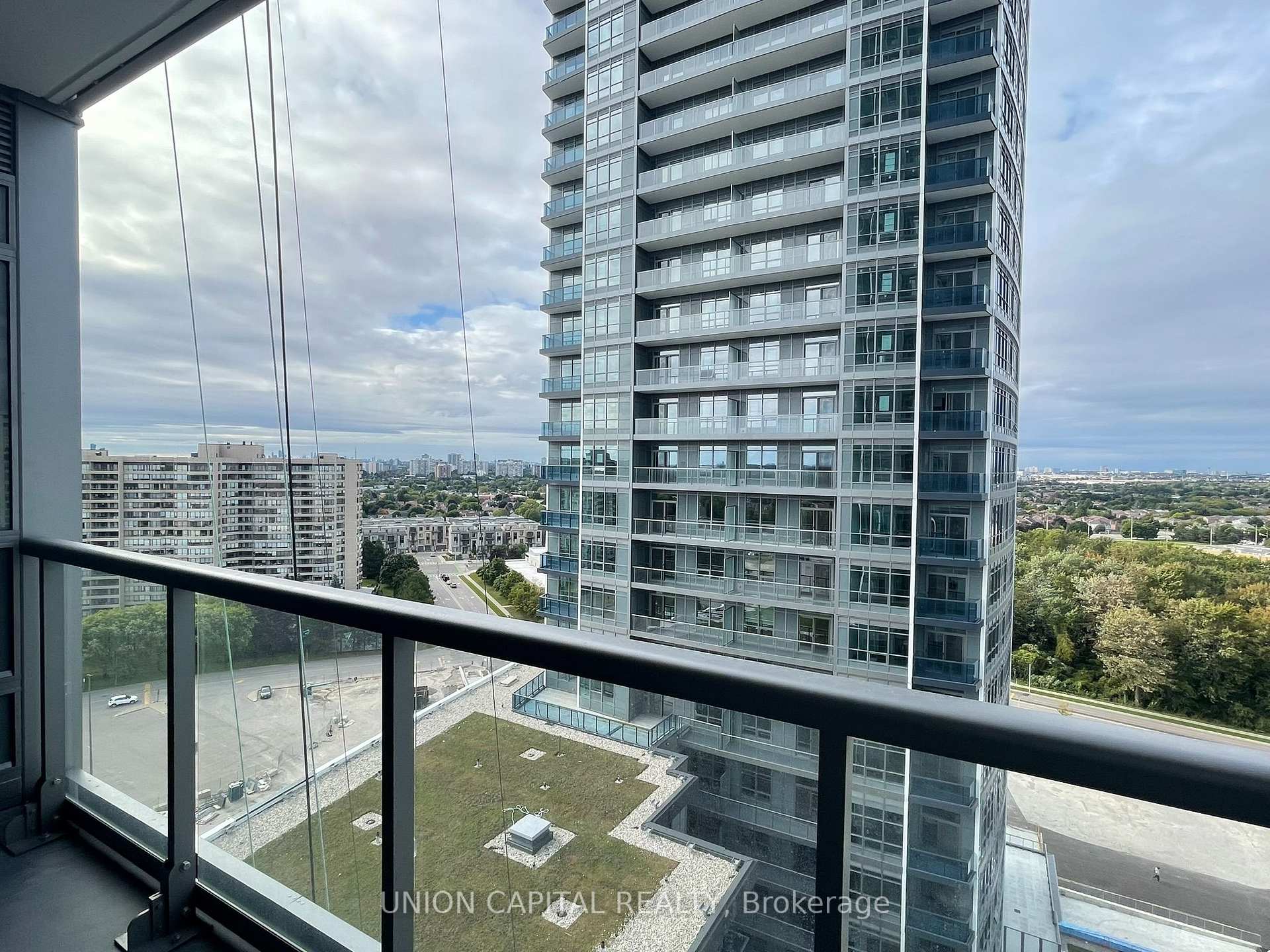 Photo 34 of Unit 1403, 50 Upper Mall Way, Vaughan, Brownridge — HOMEH