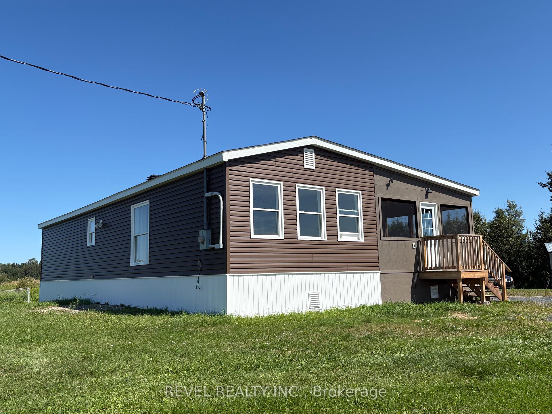 Photo 29 of 585 Conc 6 & 7 Concession, Cochrane — HOMEH
