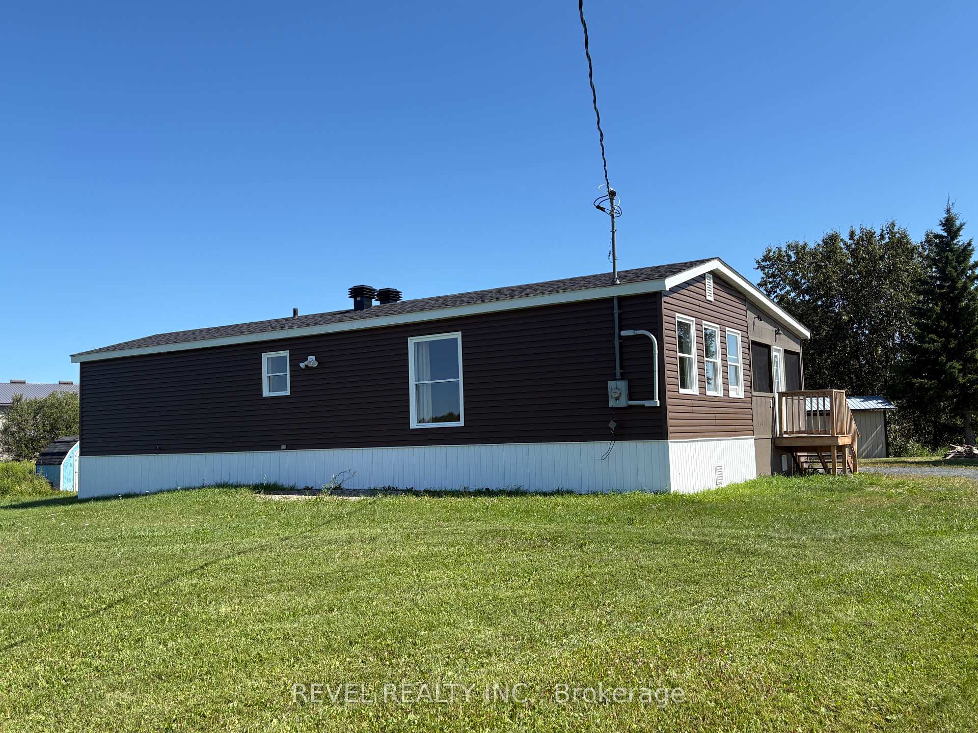 Photo 30 of 585 Conc 6 & 7 Concession, Cochrane — HOMEH