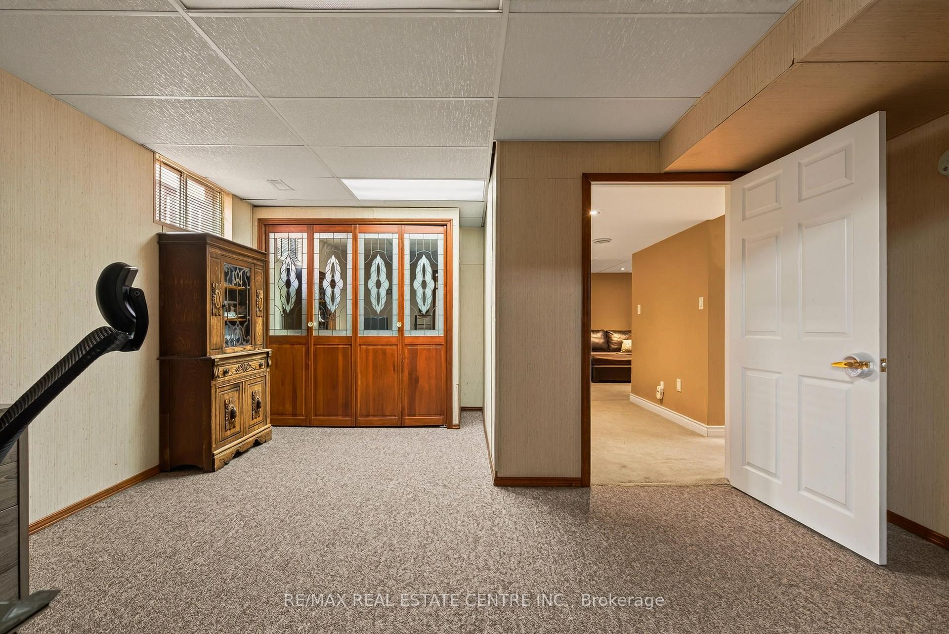 Photo 39 of 39 Trenholme Crescent, Hamilton, Trenholme — HOMEH