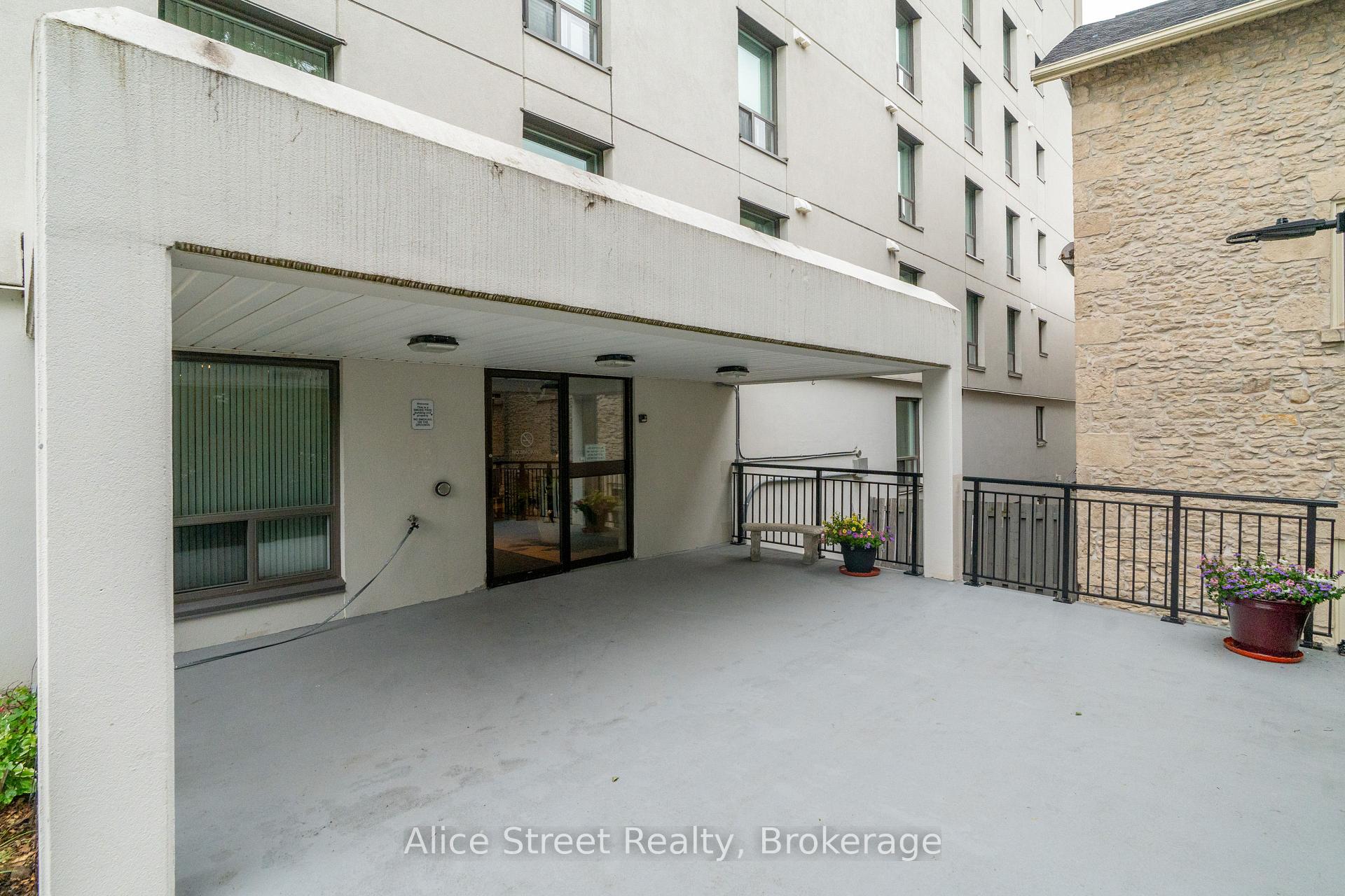 Photo 5 of Unit 607, 358 Waterloo Avenue, Guelph, Junction/Onward Willow — HOMEH