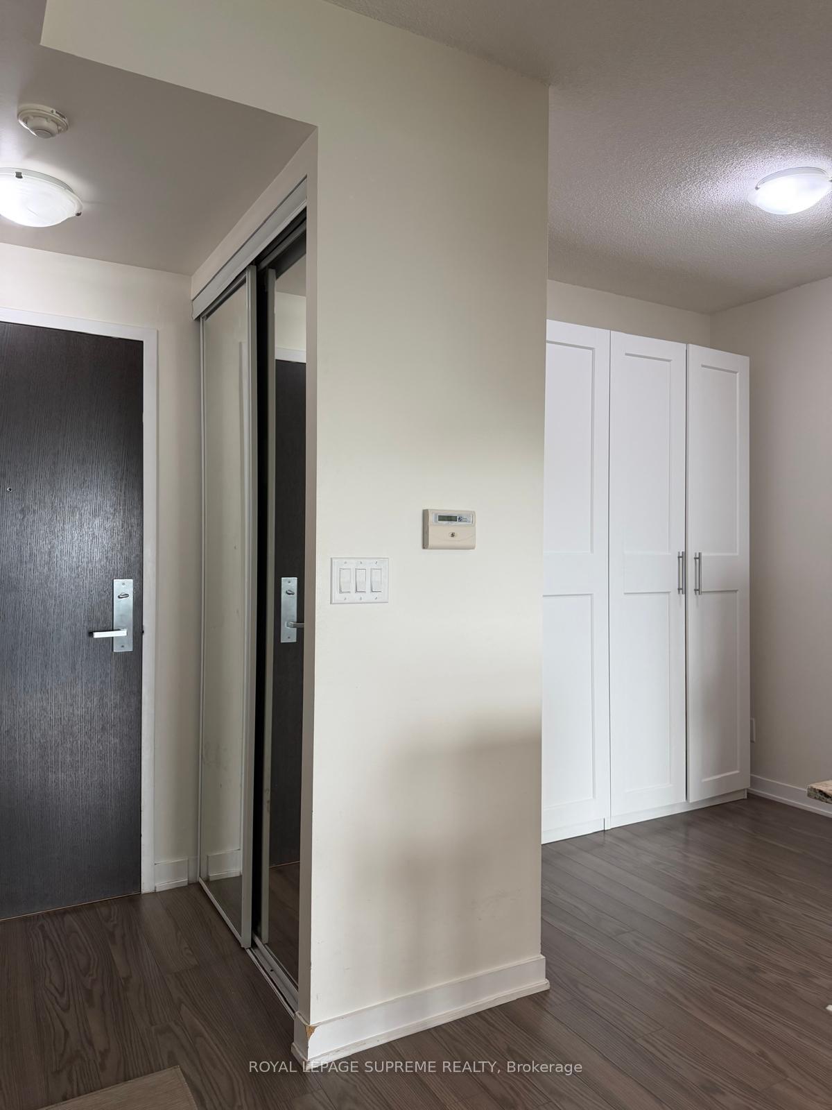 Photo 2 of Unit 1429, 165 Legion Road, Etobicoke, Mimico — HOMEH