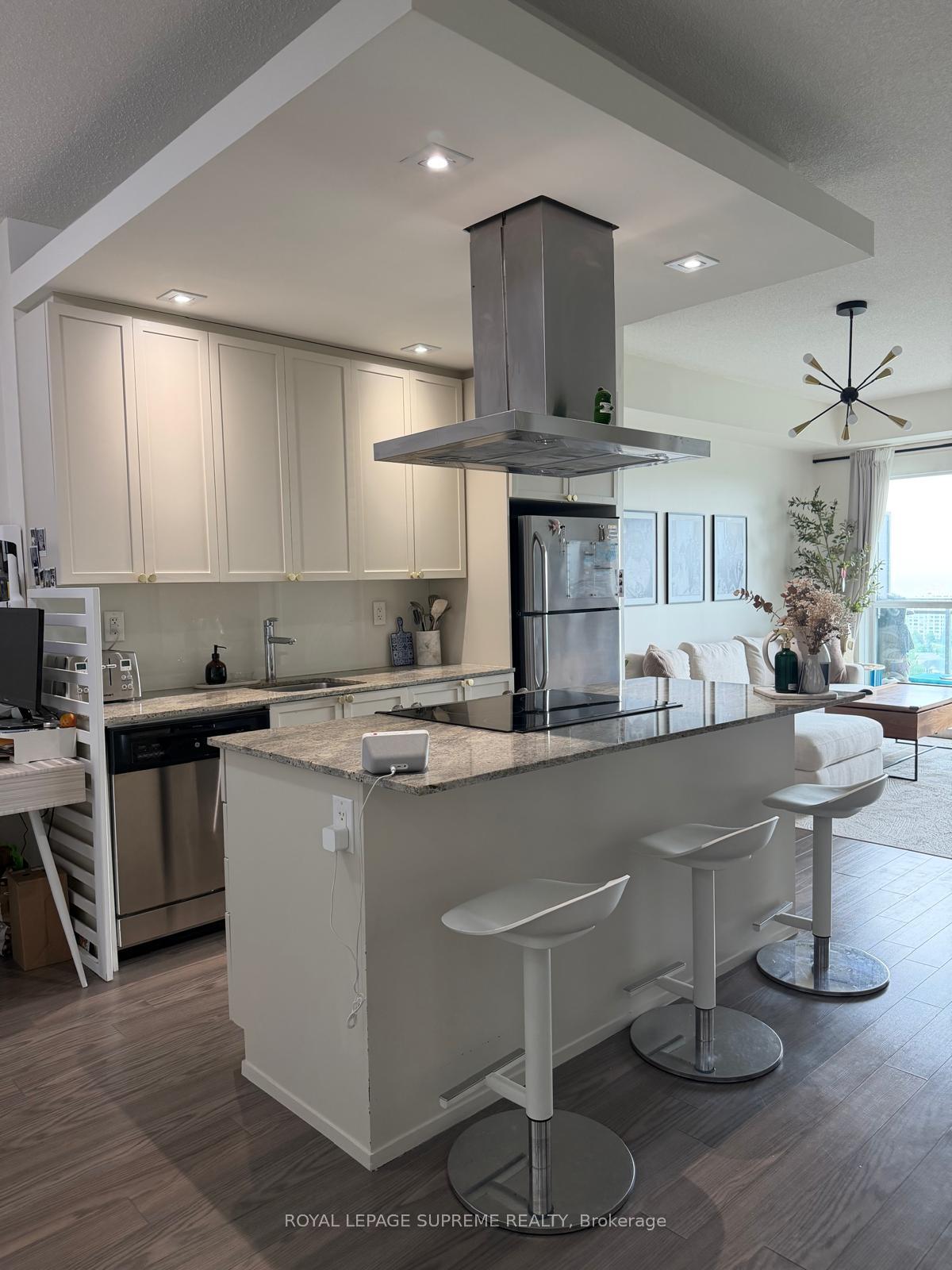 Photo 6 of Unit 1429, 165 Legion Road, Etobicoke, Mimico — HOMEH