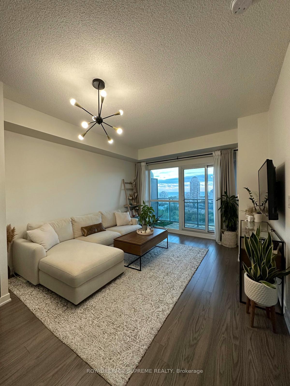 Photo 10 of Unit 1429, 165 Legion Road, Etobicoke, Mimico — HOMEH