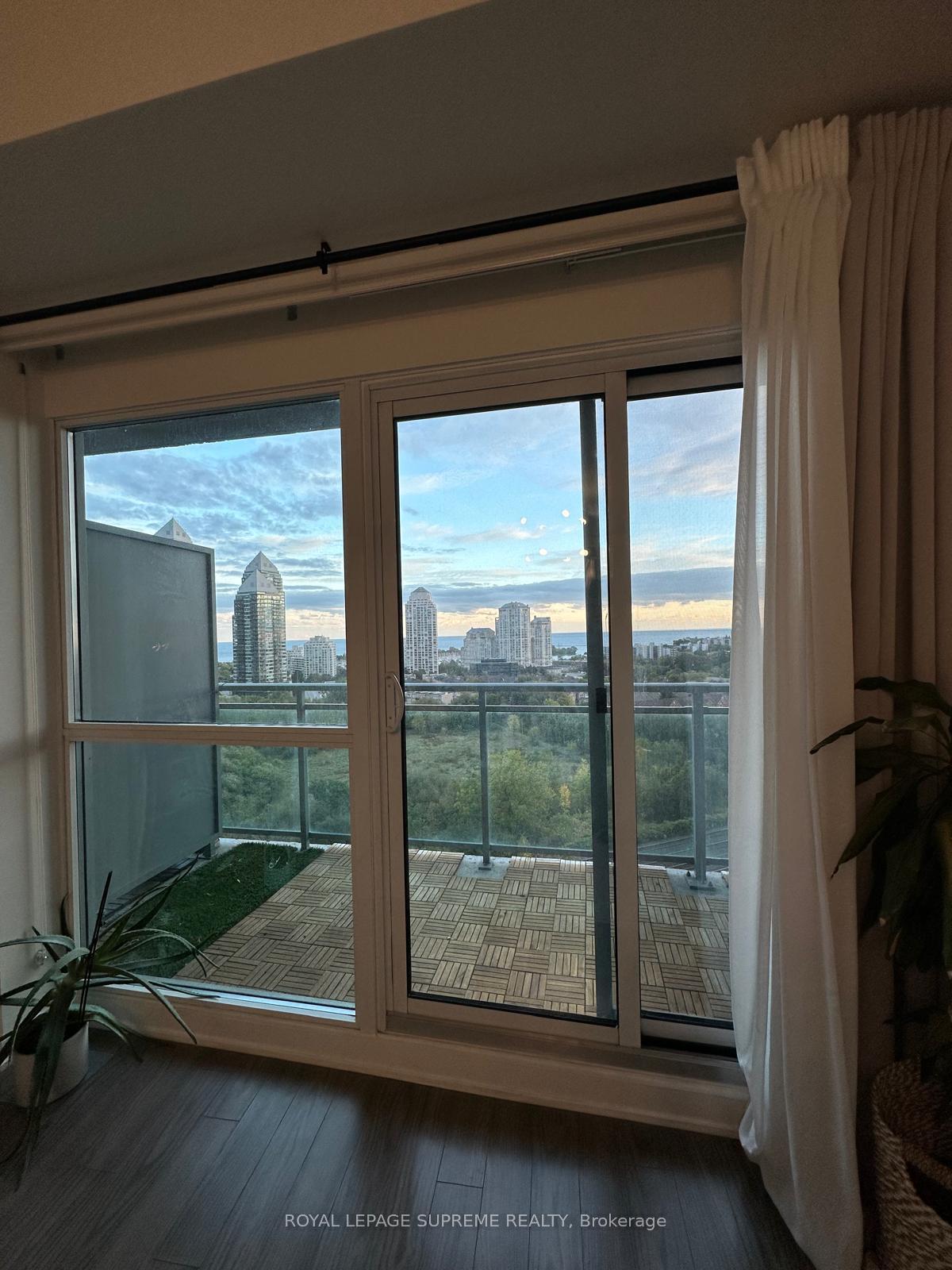 Photo 12 of Unit 1429, 165 Legion Road, Etobicoke, Mimico — HOMEH