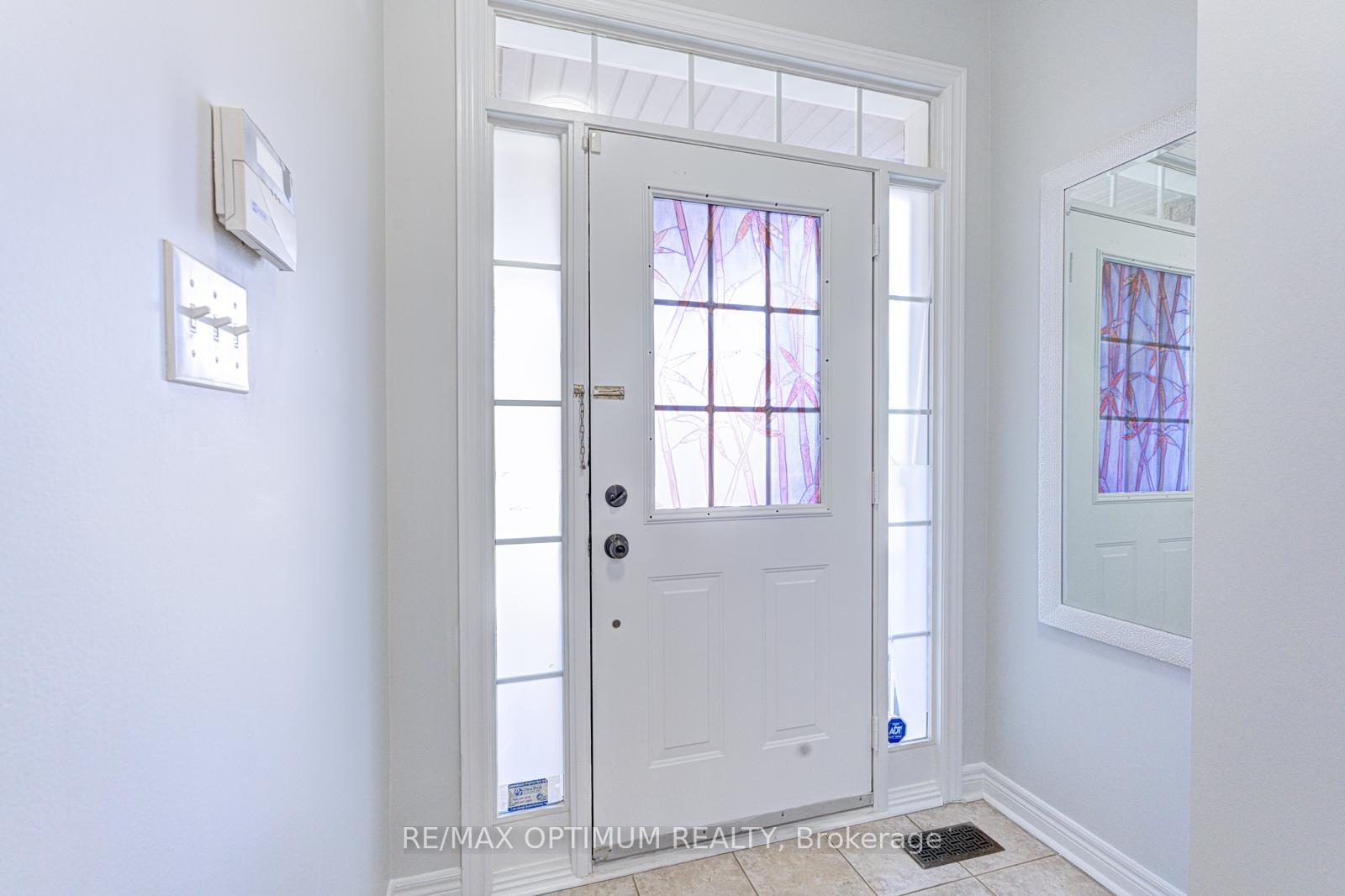 Photo 7 of 118 Nathaniel Crescent, Brampton, Bram West — HOMEH