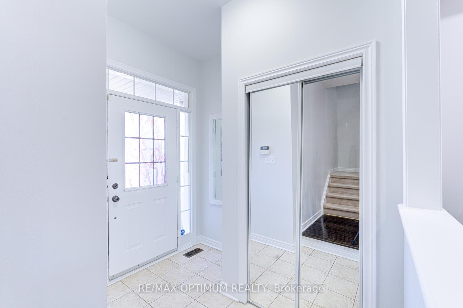 Photo 8 of 118 Nathaniel Crescent, Brampton, Bram West — HOMEH