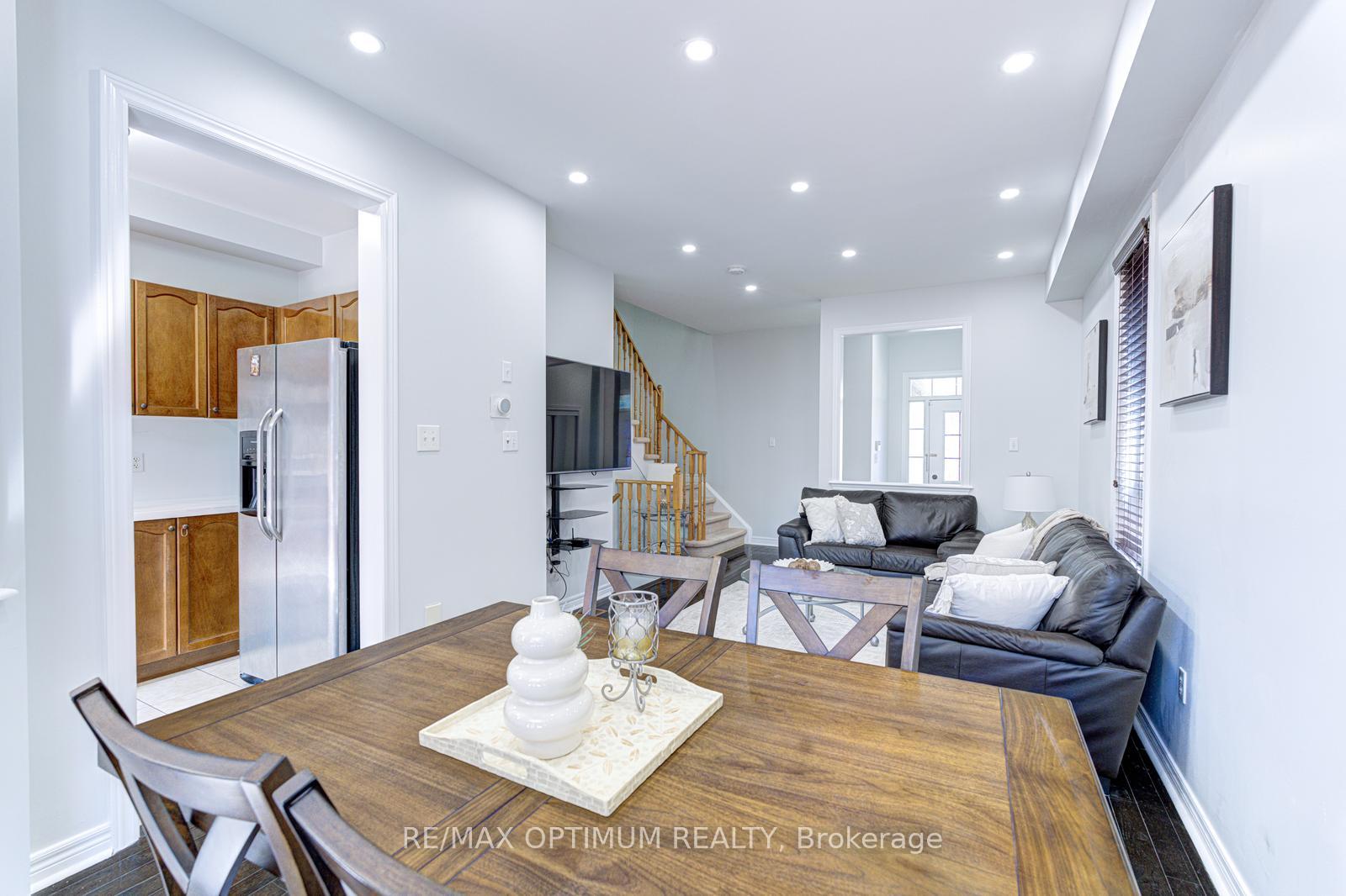 Photo 15 of 118 Nathaniel Crescent, Brampton, Bram West — HOMEH