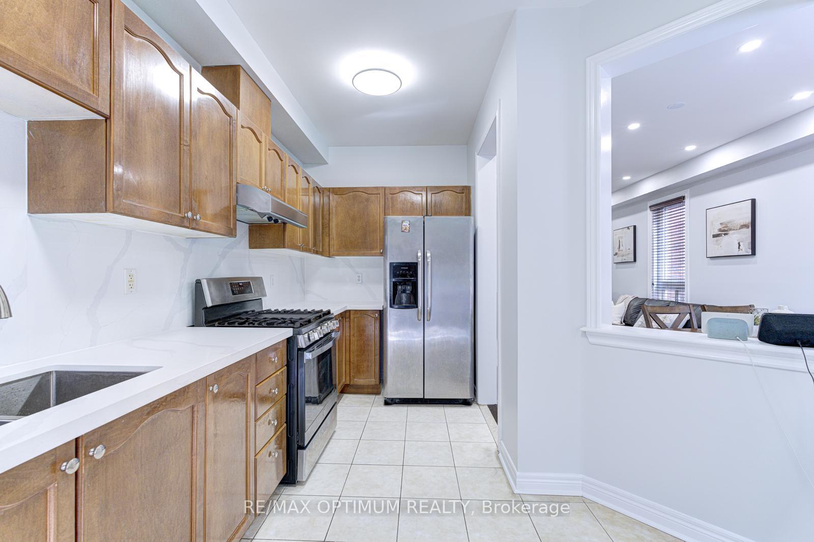 Photo 23 of 118 Nathaniel Crescent, Brampton, Bram West — HOMEH