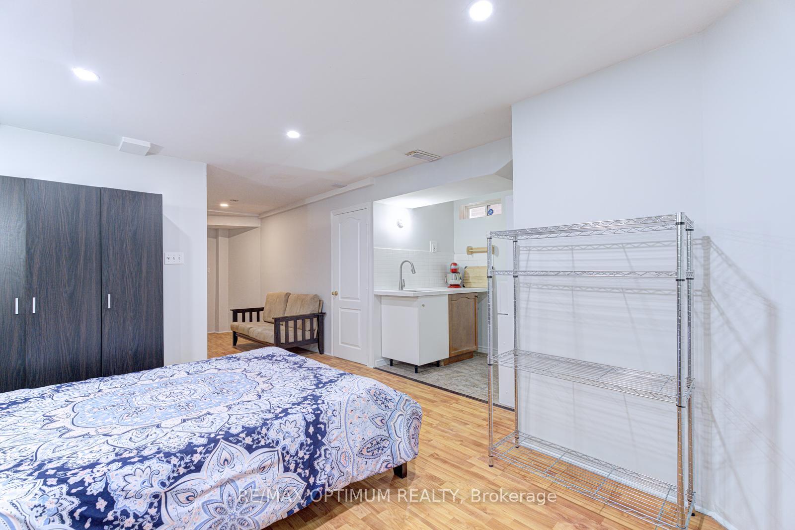 Photo 37 of 118 Nathaniel Crescent, Brampton, Bram West — HOMEH