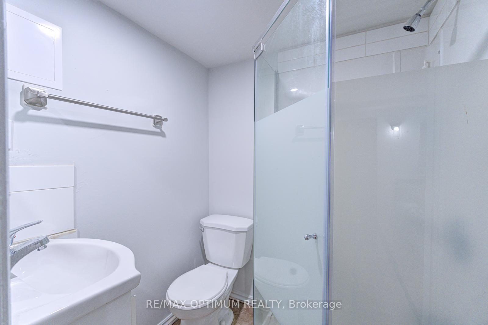 Photo 39 of 118 Nathaniel Crescent, Brampton, Bram West — HOMEH