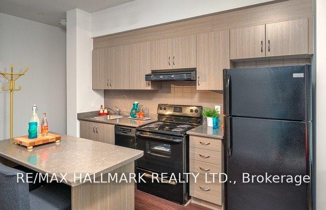 Photo 7 of Unit 1004, 132 Berkeley Street, Toronto, Moss Park — HOMEH