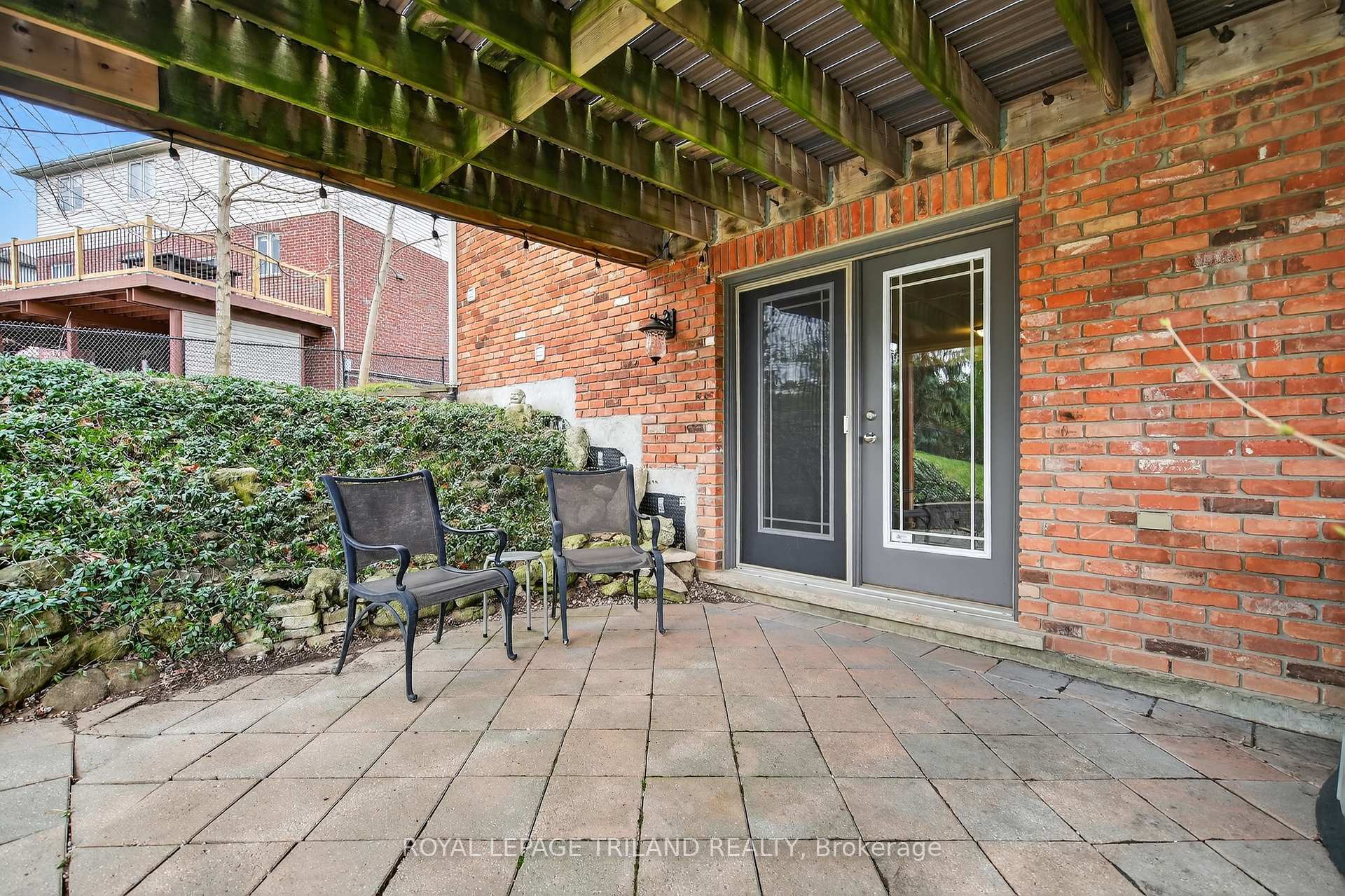 Photo 34 of 24 Earlscourt Terrace, Middlesex Centre, Kilworth — HOMEH