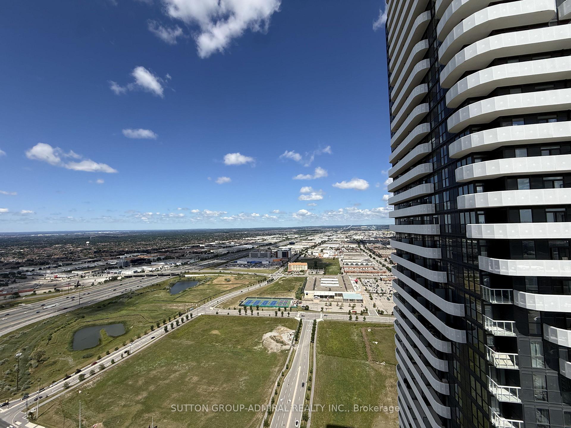 Photo 9 of Unit 5112, 195 Commerce Street, Vaughan, Vaughan Corporate Centre — HOMEH