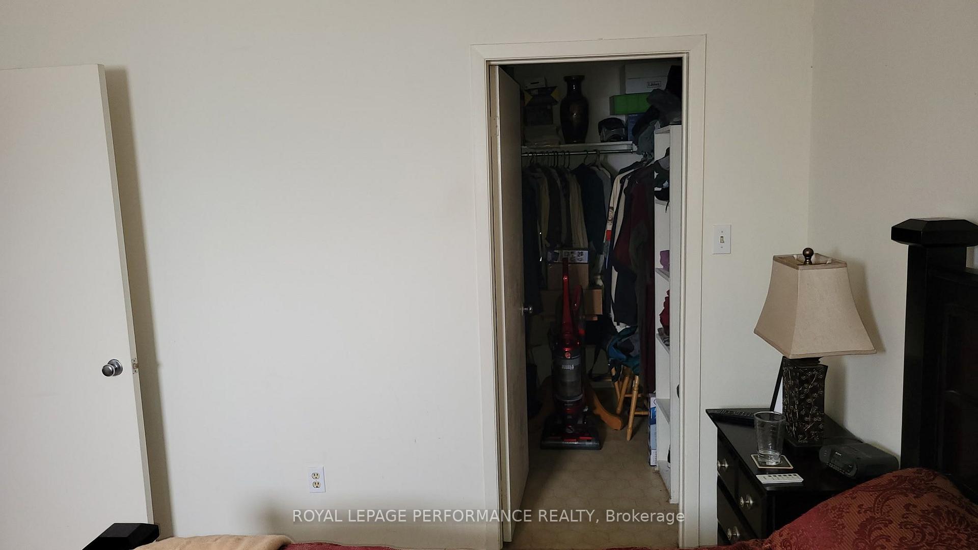 Photo 6 of Unit 109, 212 Viewmount Drive, Ottawa, Borden Farm/Stewart Farm/Carleton Heights/Parkwood Hills — HOMEH
