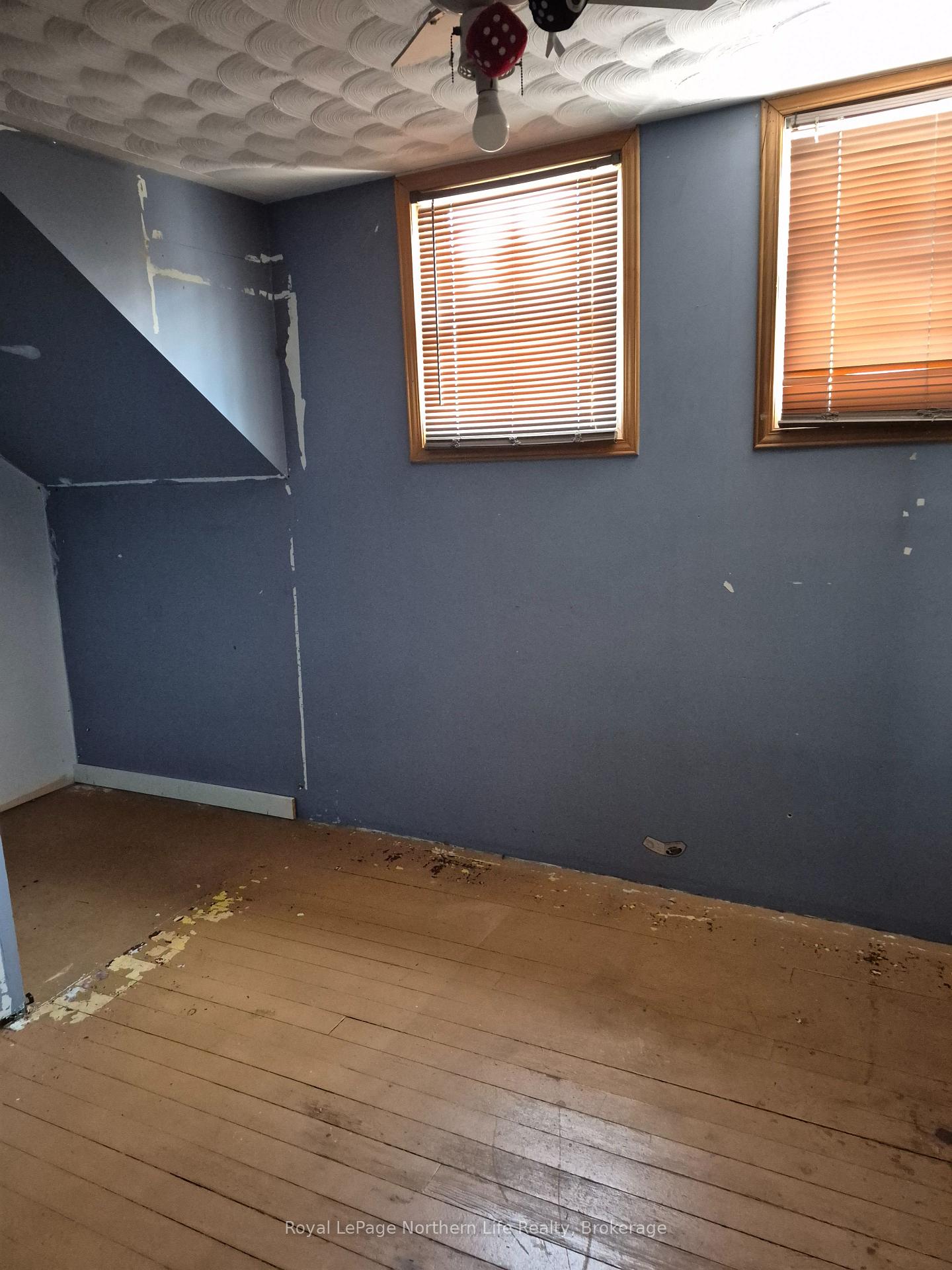 Photo 6 of 460 Earl Street, Mattawa — HOMEH
