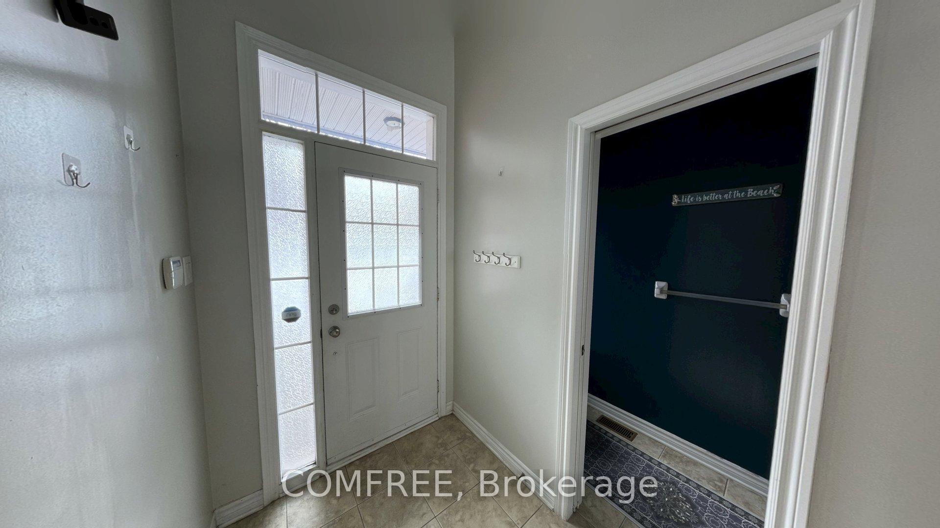 Photo 3 of 294 Waymark Crescent, Ottawa, Kanata - Emerald Meadows/Trailwest — HOMEH