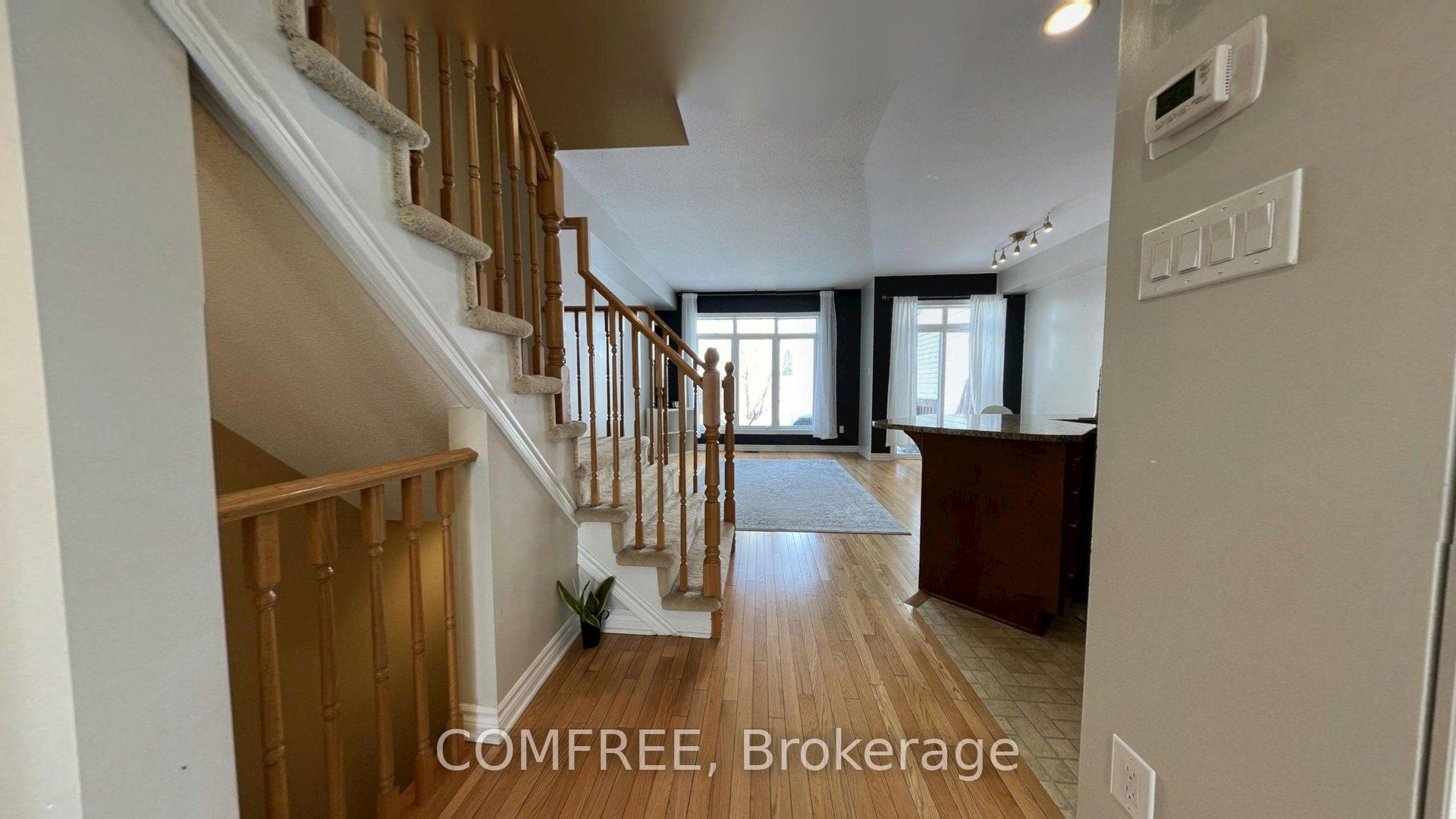Photo 6 of 294 Waymark Crescent, Ottawa, Kanata - Emerald Meadows/Trailwest — HOMEH