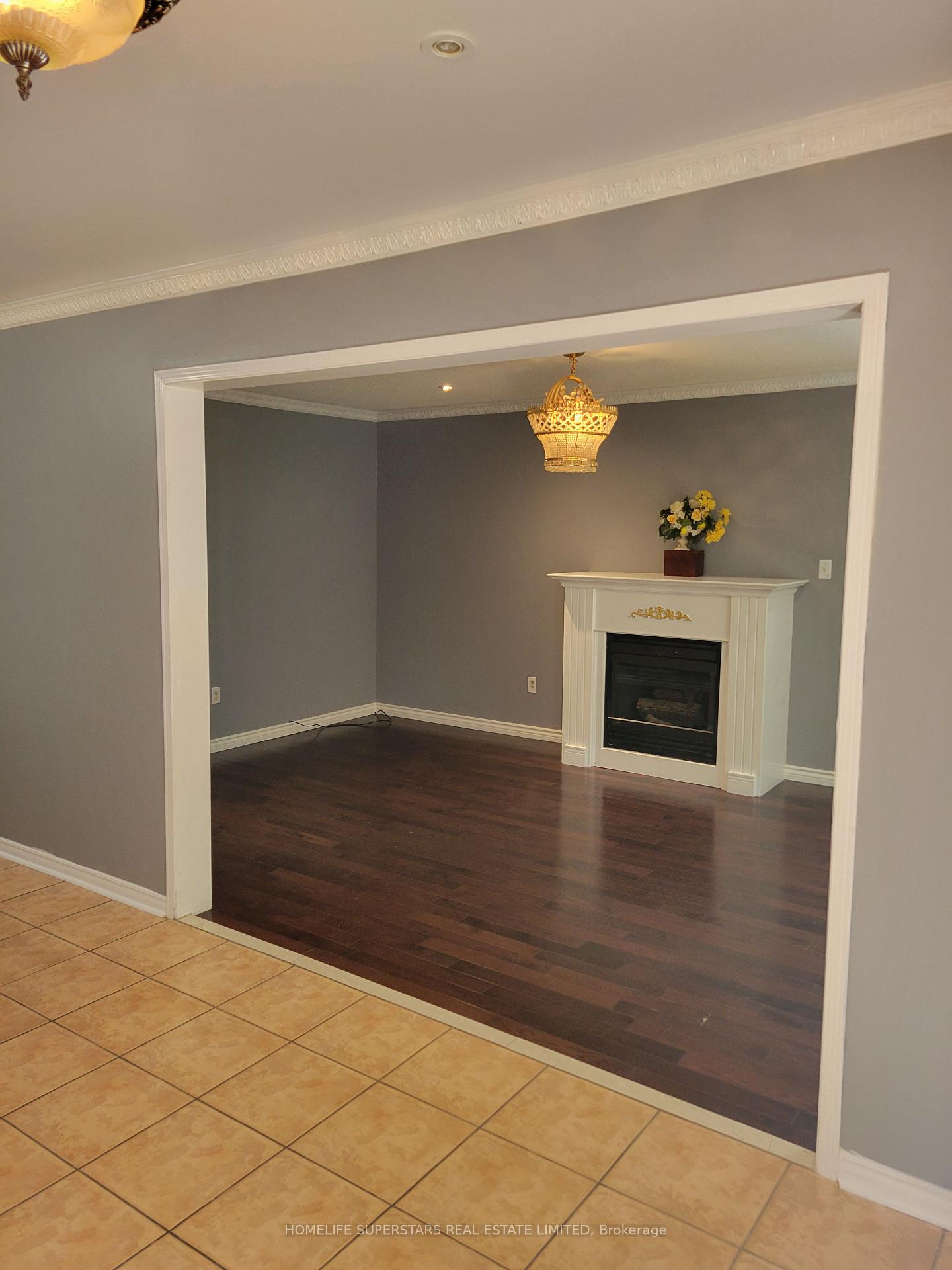 Photo 9 of 3784 Forest Bluff Crescent, Mississauga, Lisgar — HOMEH