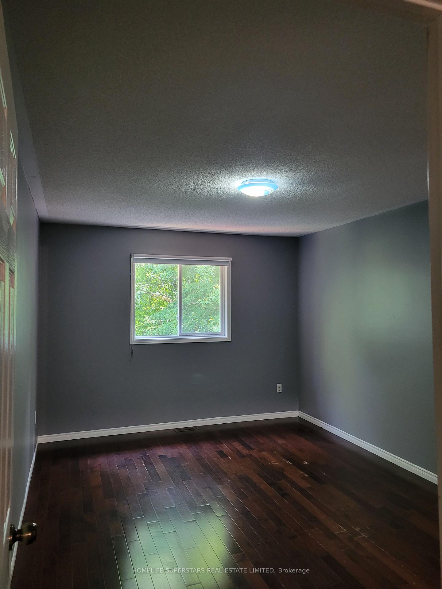 Photo 12 of 3784 Forest Bluff Crescent, Mississauga, Lisgar — HOMEH