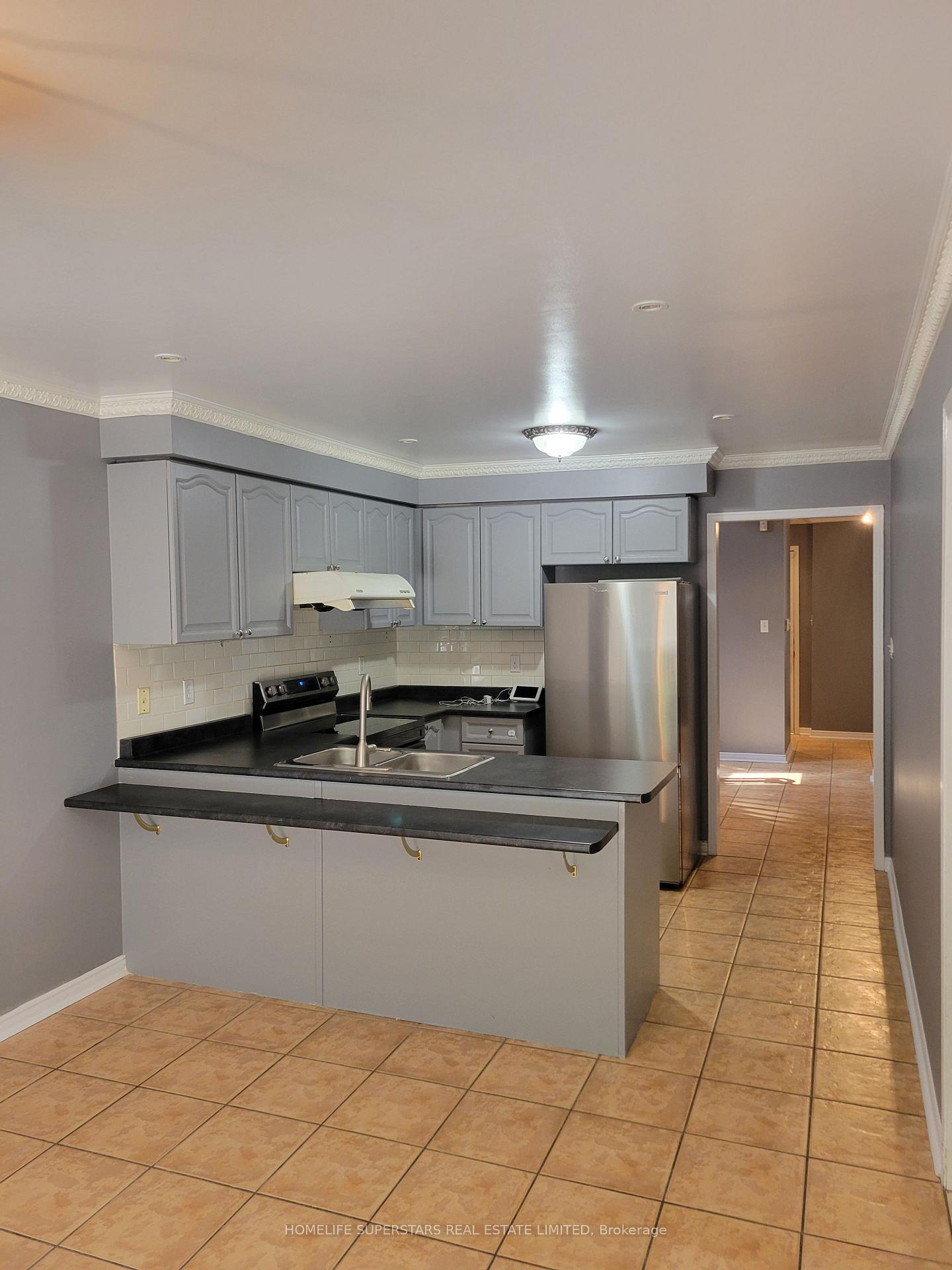 Photo 14 of 3784 Forest Bluff Crescent, Mississauga, Lisgar — HOMEH