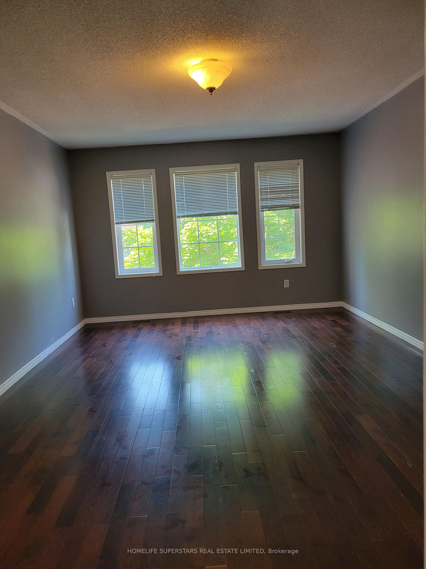 Photo 20 of 3784 Forest Bluff Crescent, Mississauga, Lisgar — HOMEH