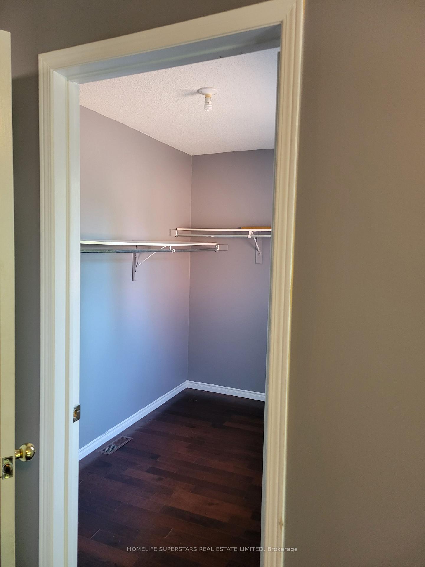 Photo 22 of 3784 Forest Bluff Crescent, Mississauga, Lisgar — HOMEH