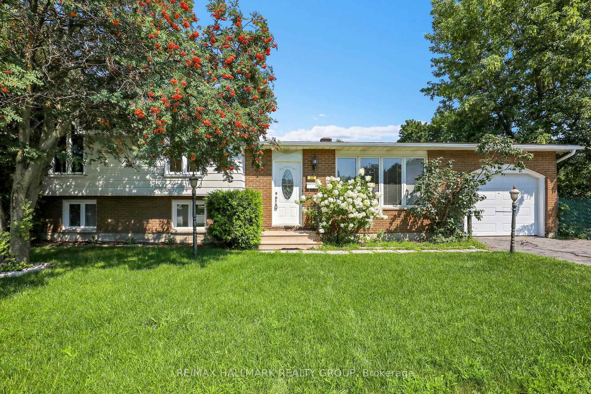Photo 1 of 45 Larkin Drive, Ottawa, Barrhaven - Pheasant Run — HOMEH