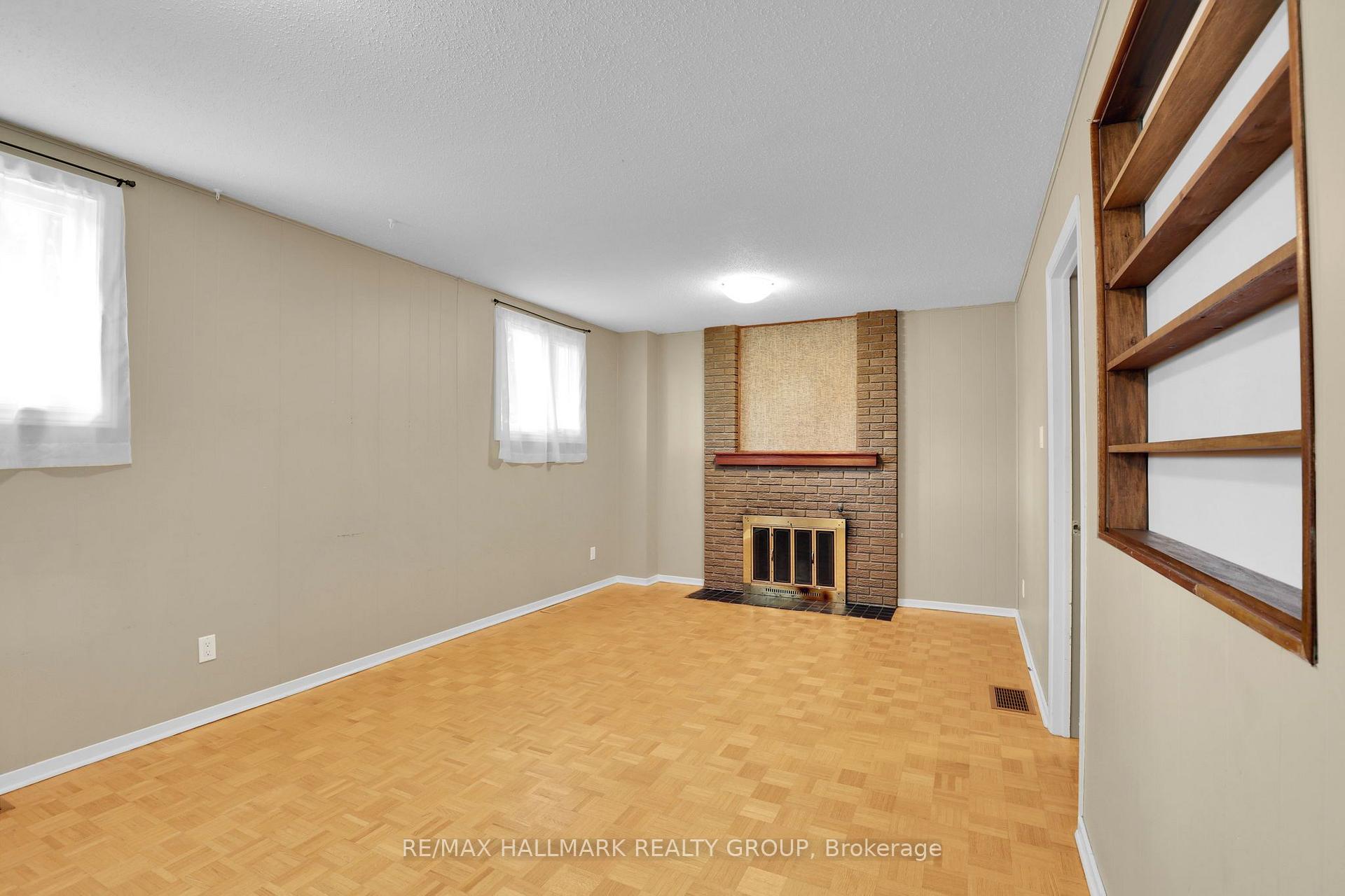 Photo 26 of 45 Larkin Drive, Ottawa, Barrhaven - Pheasant Run — HOMEH
