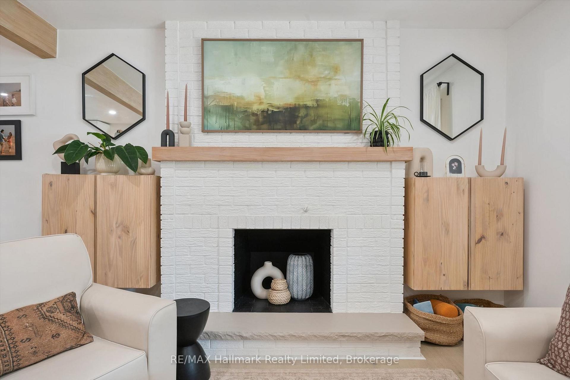 Photo 10 of 35 Matthew Drive, Guelph, Willow West/Sugarbush/West Acres — HOMEH