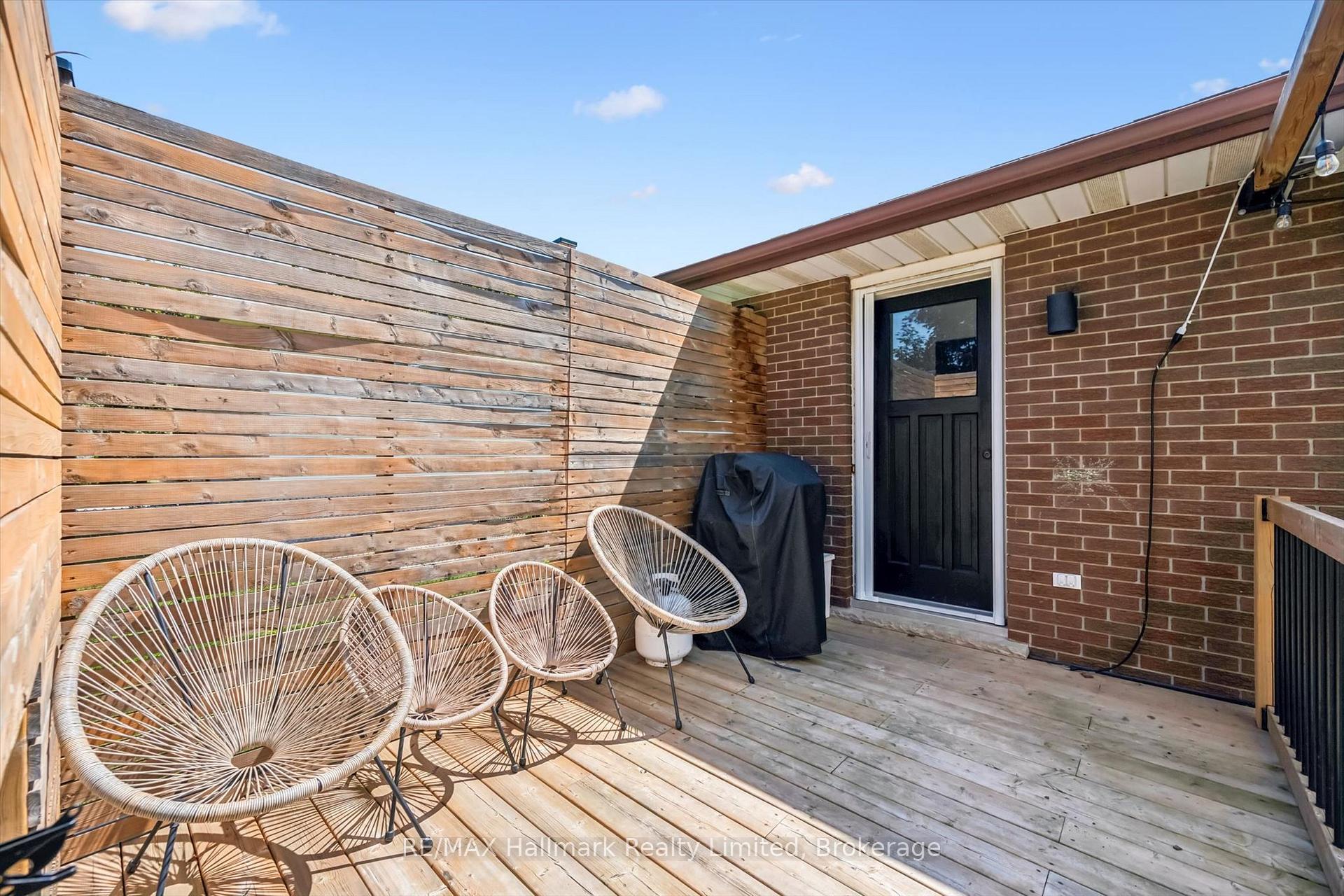 Photo 37 of 35 Matthew Drive, Guelph, Willow West/Sugarbush/West Acres — HOMEH