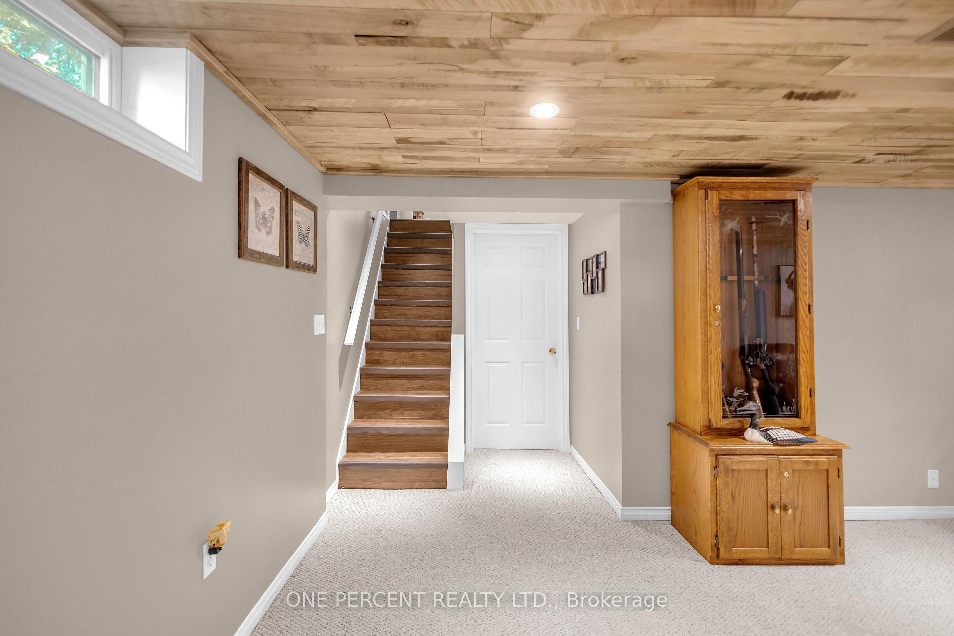 Photo 31 of 71 Alexander Drive, Brantford, Holmesdale-Lansdowne — HOMEH