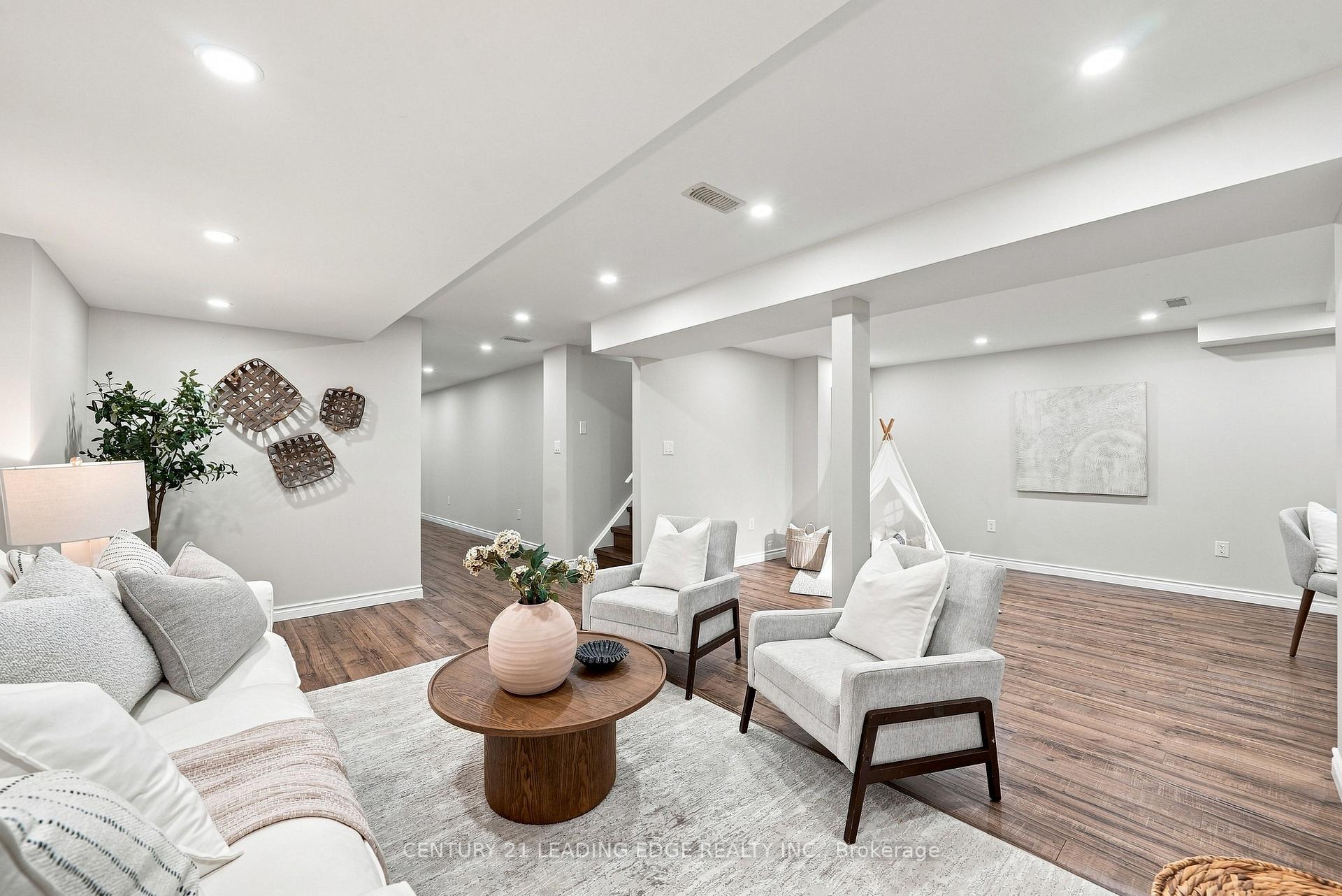 Photo 38 of 42 Workmens Circle, Ajax, Northwest Ajax — HOMEH