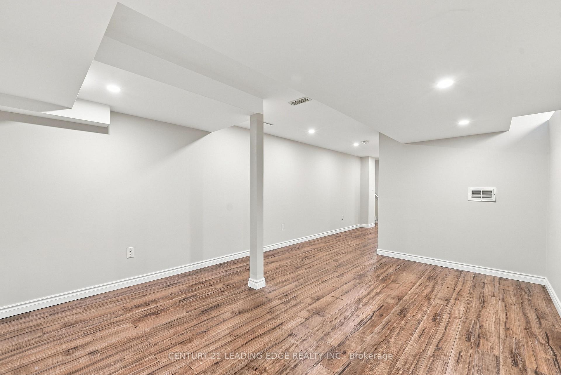 Photo 42 of 42 Workmens Circle, Ajax, Northwest Ajax — HOMEH