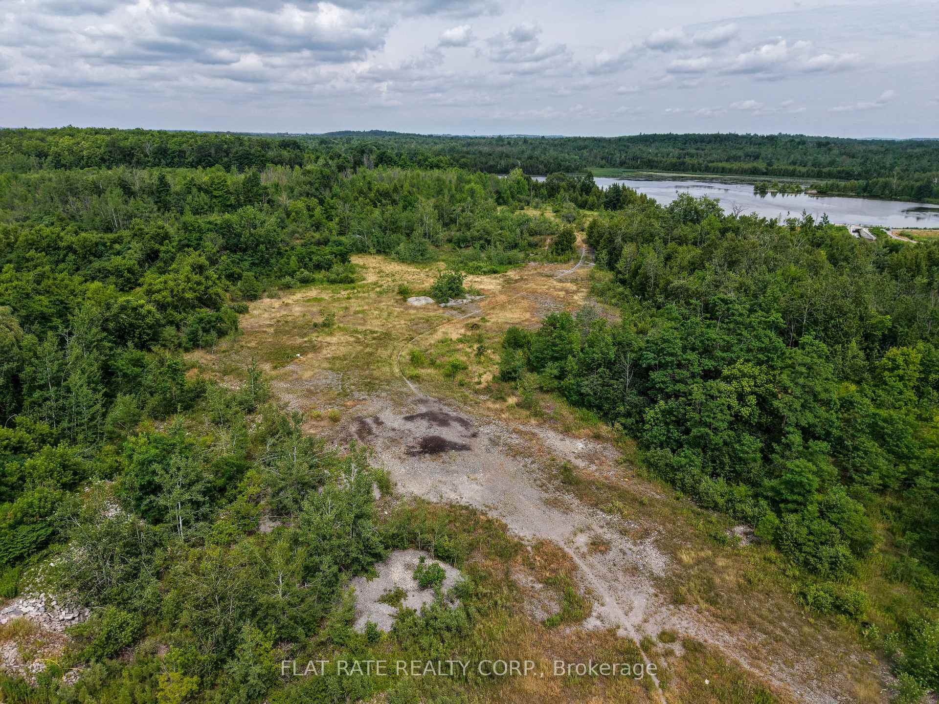 Photo 6 of 1234 Dafoe Drive, Peterborough, Ashburnham Ward 4 — HOMEH