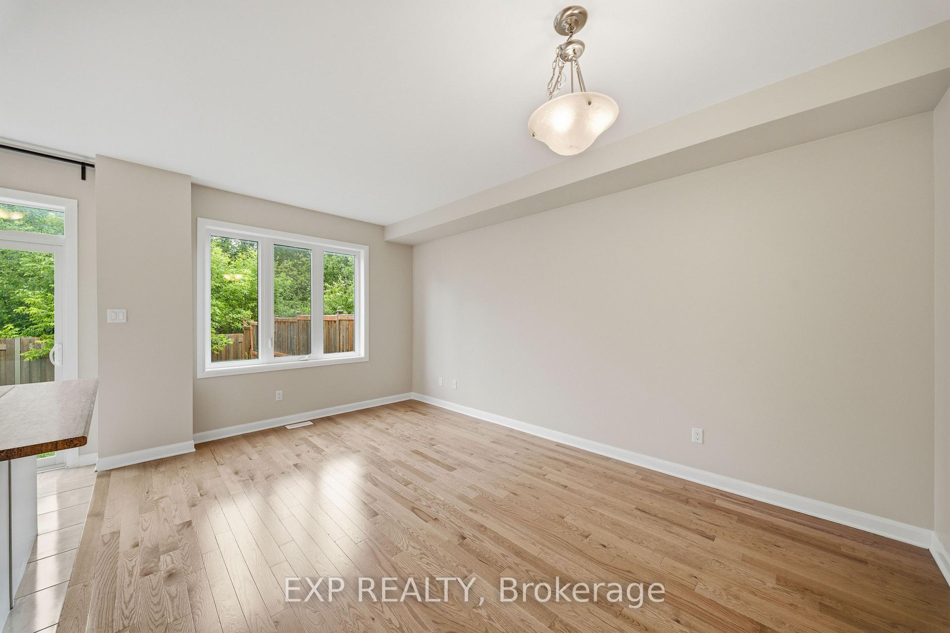 Photo 8 of 222 Geyser Place, Ottawa, Barrhaven - Hearts Desire — HOMEH