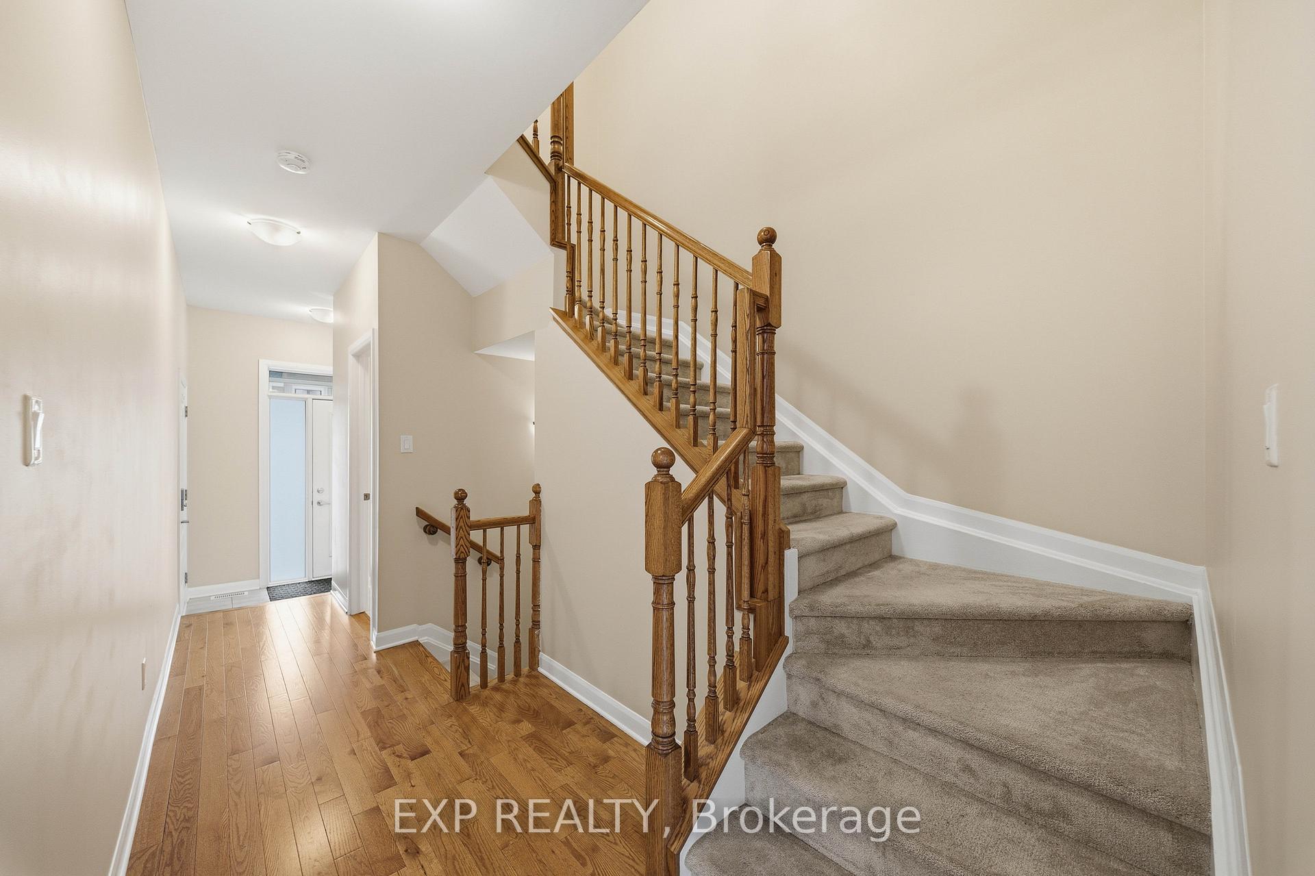 Photo 12 of 222 Geyser Place, Ottawa, Barrhaven - Hearts Desire — HOMEH