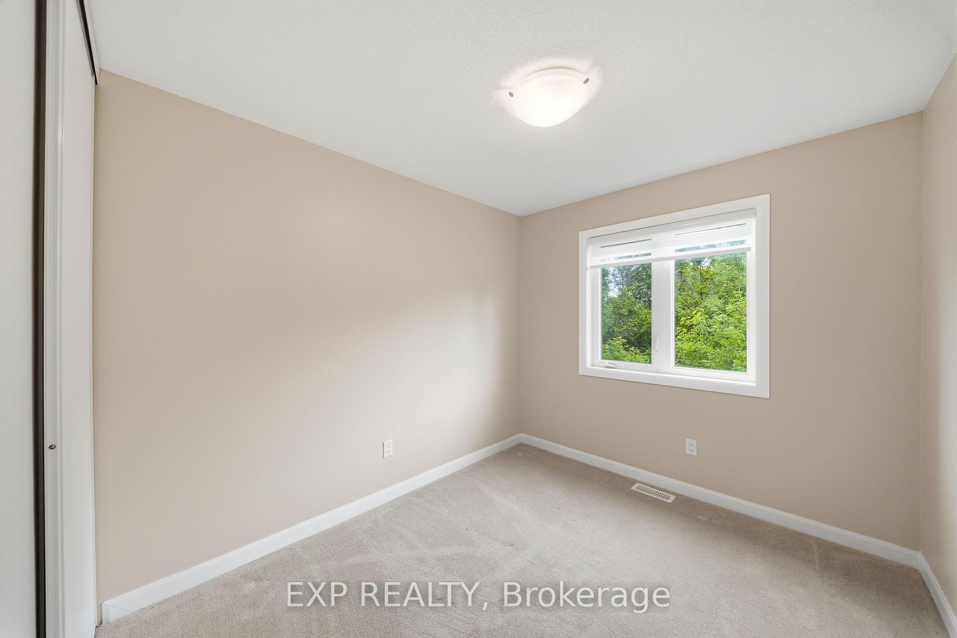 Photo 23 of 222 Geyser Place, Ottawa, Barrhaven - Hearts Desire — HOMEH