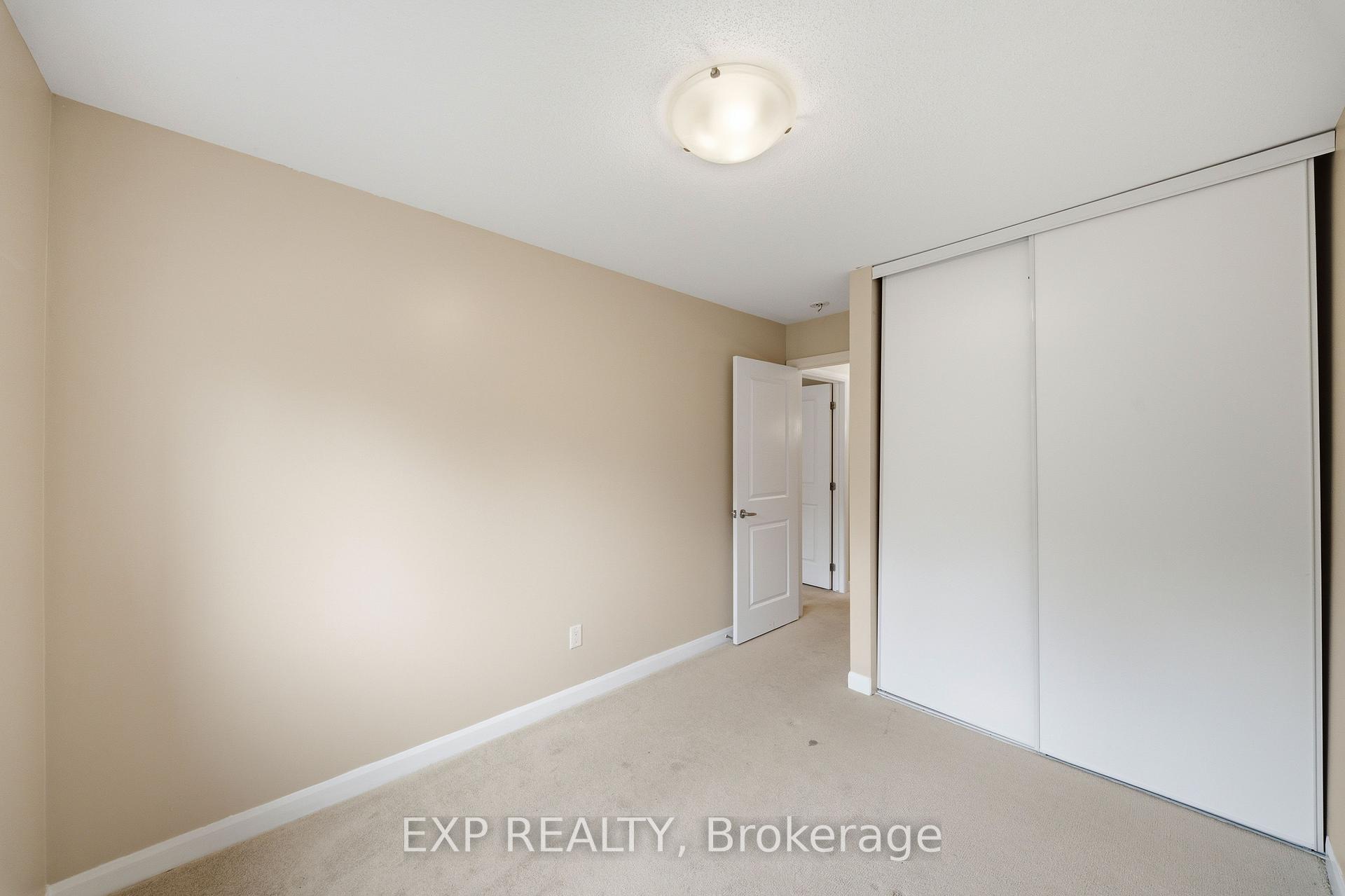 Photo 24 of 222 Geyser Place, Ottawa, Barrhaven - Hearts Desire — HOMEH