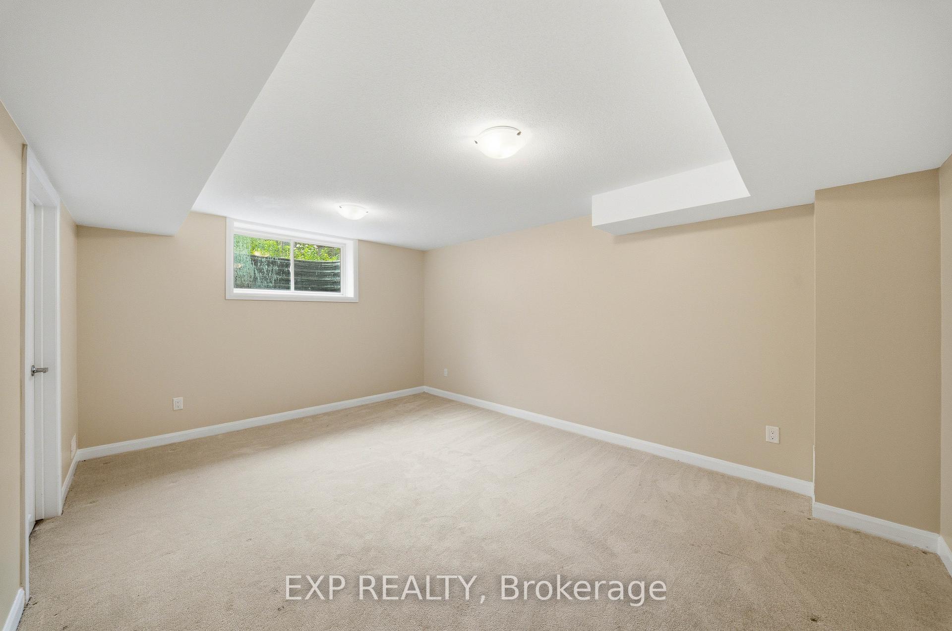 Photo 26 of 222 Geyser Place, Ottawa, Barrhaven - Hearts Desire — HOMEH