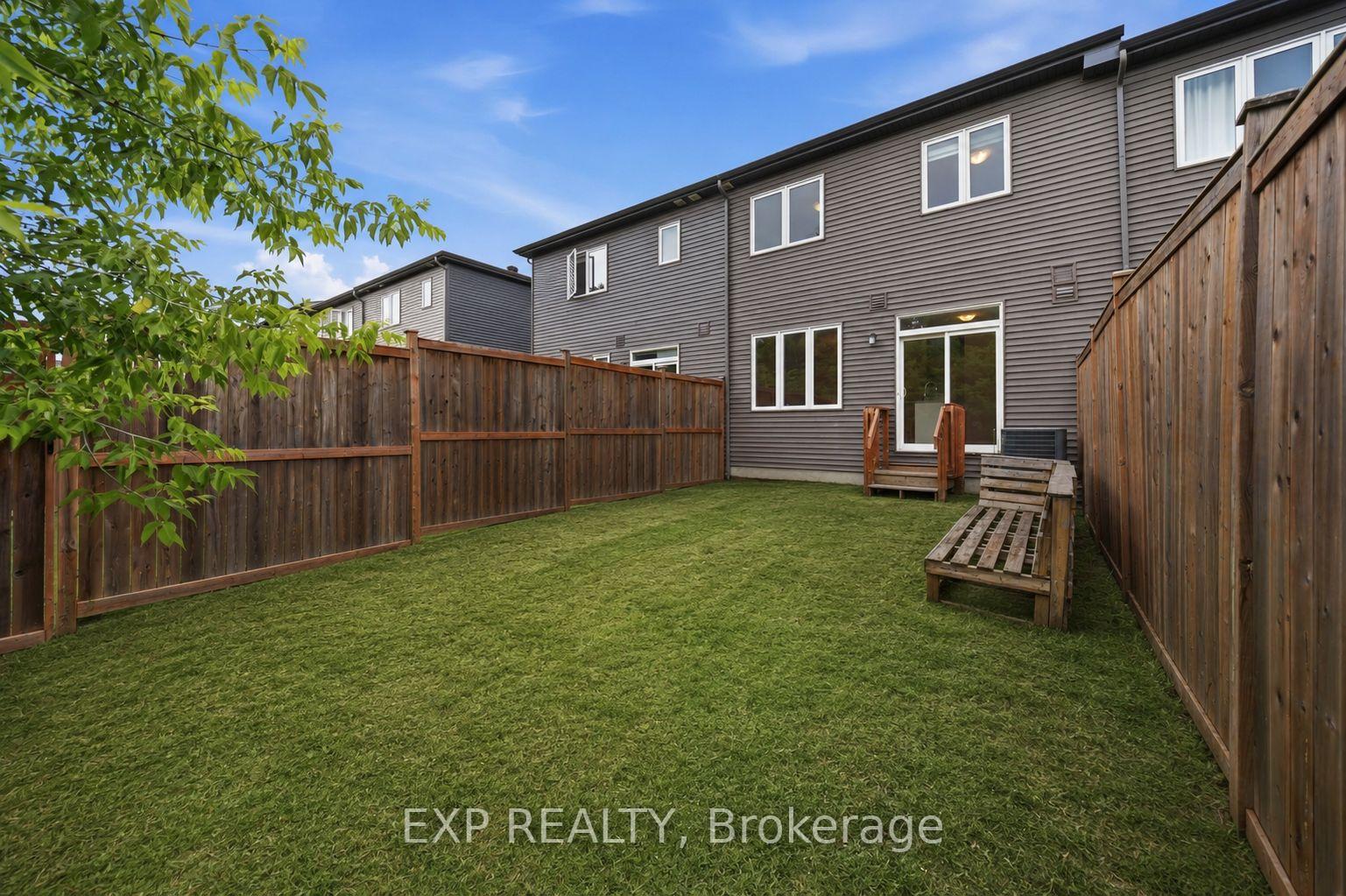 Photo 28 of 222 Geyser Place, Ottawa, Barrhaven - Hearts Desire — HOMEH