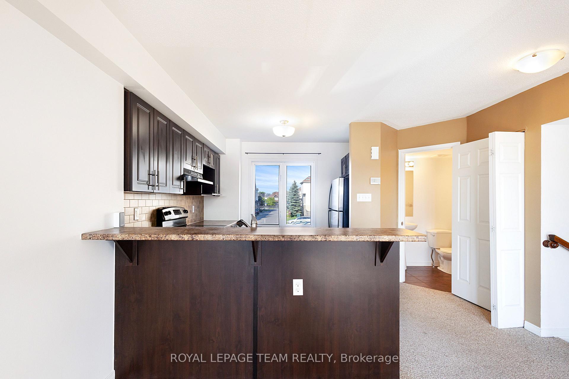 Photo 7 of 566 Simran Private, Ottawa, Barrhaven - Cedargrove/Fraserdale — HOMEH