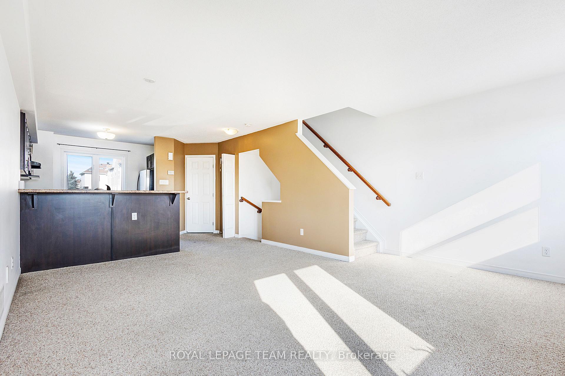 Photo 14 of 566 Simran Private, Ottawa, Barrhaven - Cedargrove/Fraserdale — HOMEH
