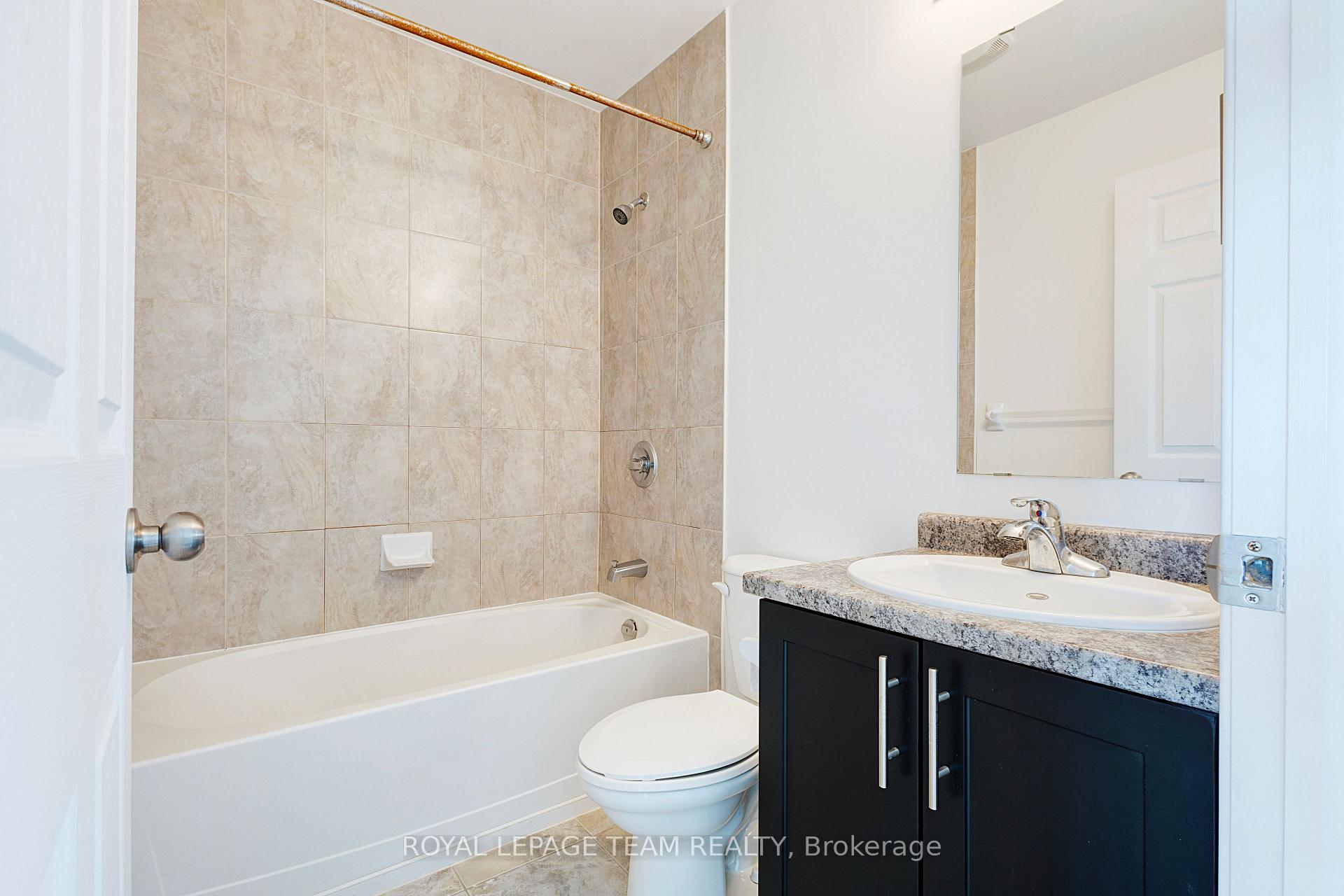 Photo 23 of 566 Simran Private, Ottawa, Barrhaven - Cedargrove/Fraserdale — HOMEH