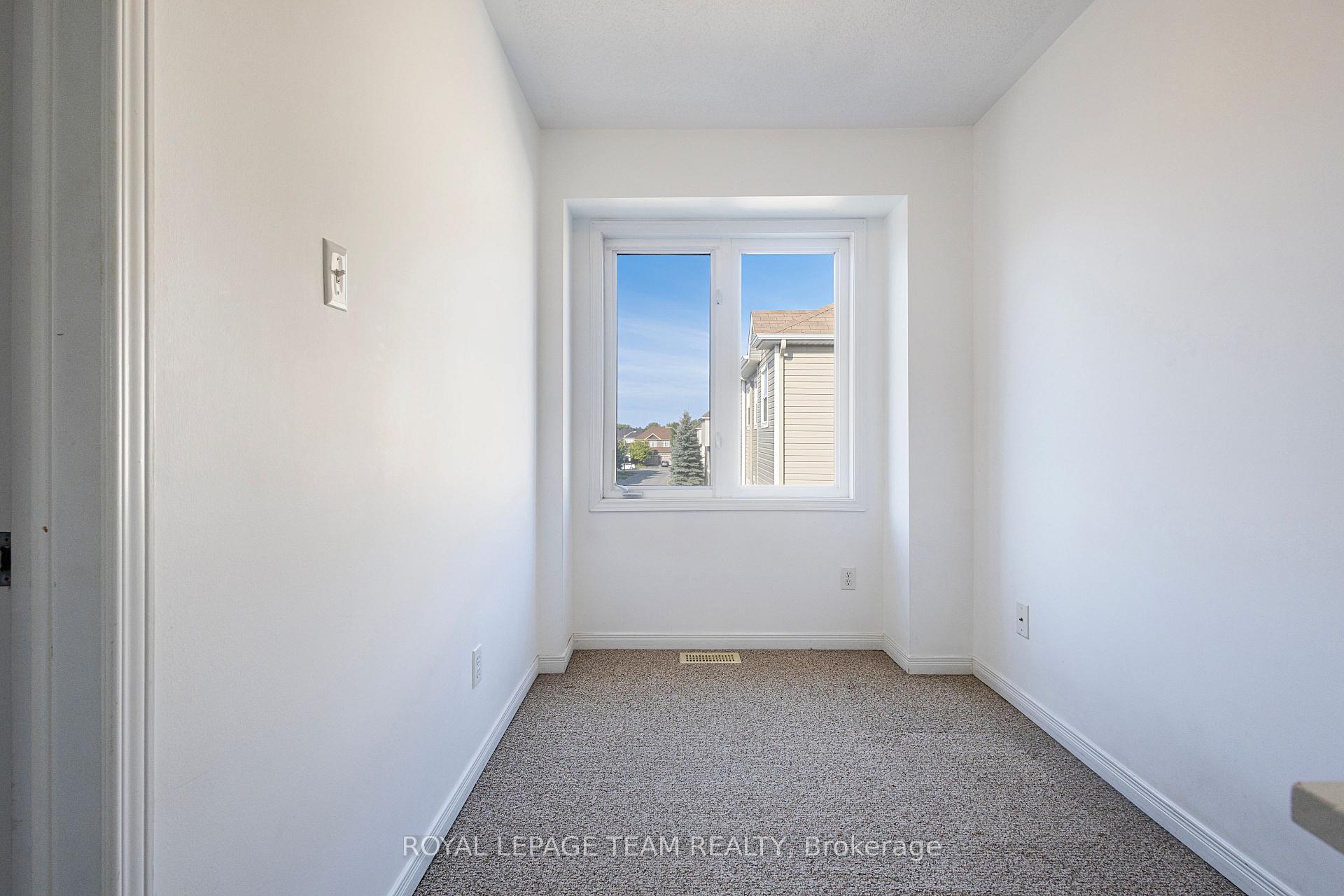 Photo 25 of 566 Simran Private, Ottawa, Barrhaven - Cedargrove/Fraserdale — HOMEH