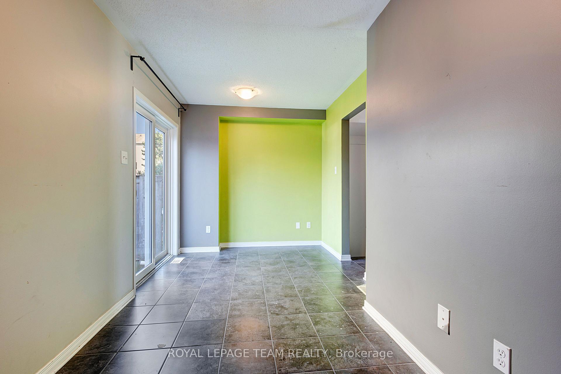Photo 29 of 566 Simran Private, Ottawa, Barrhaven - Cedargrove/Fraserdale — HOMEH