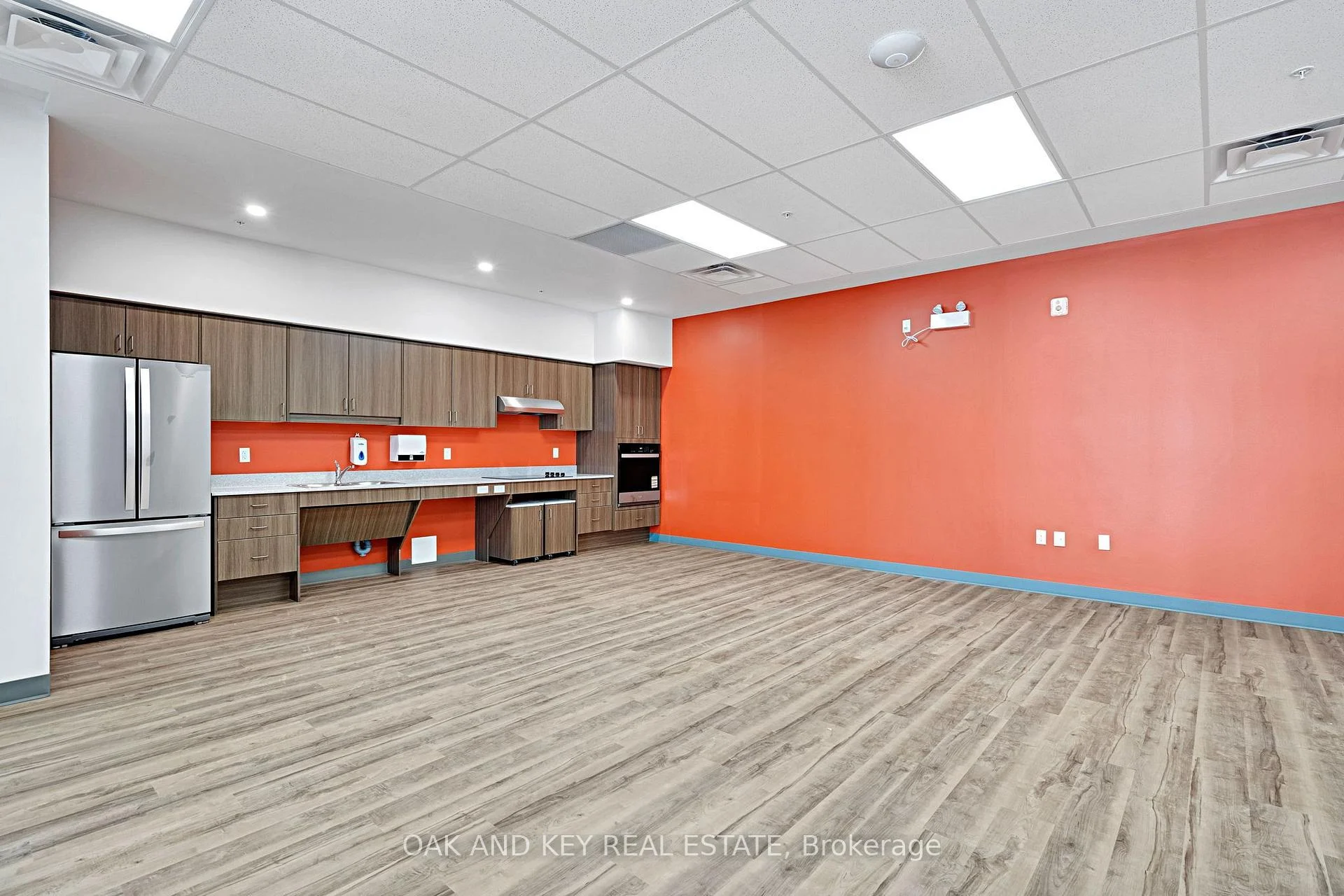 Photo 54 of Unit 107, 385 Hill Street, London, East K — HOMEH
