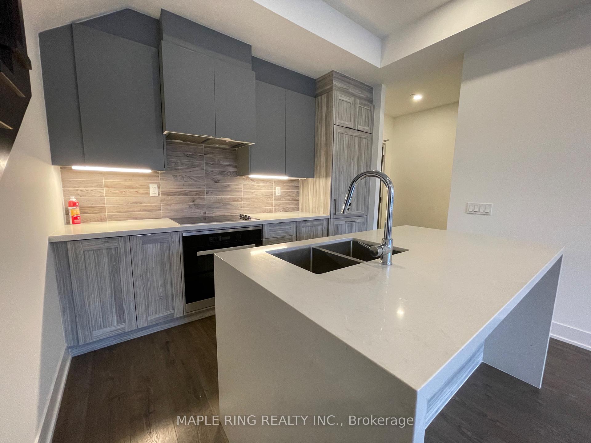 Photo 2 of Unit 106, 2916 Highway 7 Road, Vaughan, Concord — HOMEH